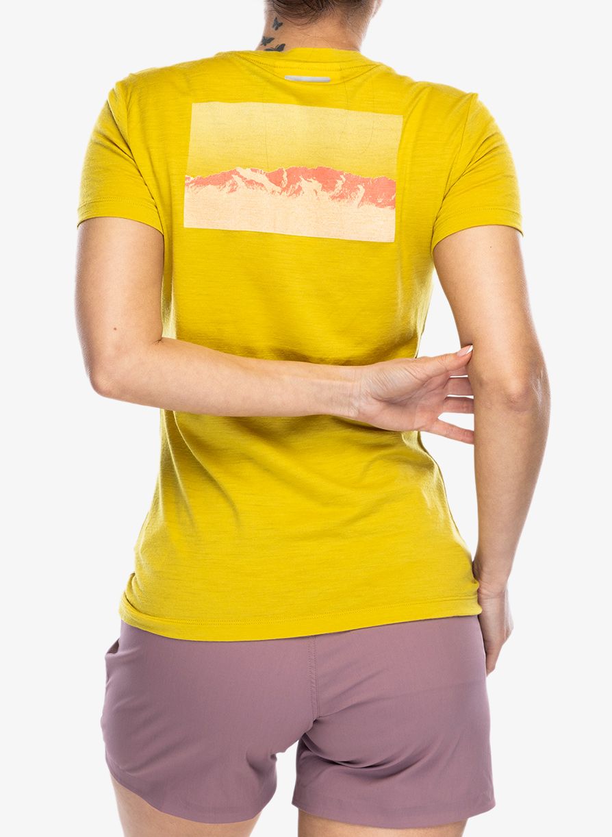 Ženska majica Icebreaker Merino 150 Tech Lite III SS Tee Natural Run Club 2.0 - lux