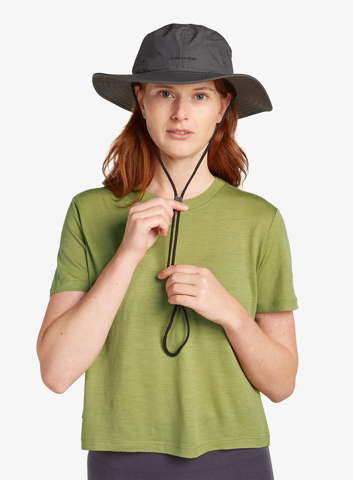 Pohodniški klobuk Icebreaker Shell+ Cotton Windbreaker Wide Brim Hat - obsidian
