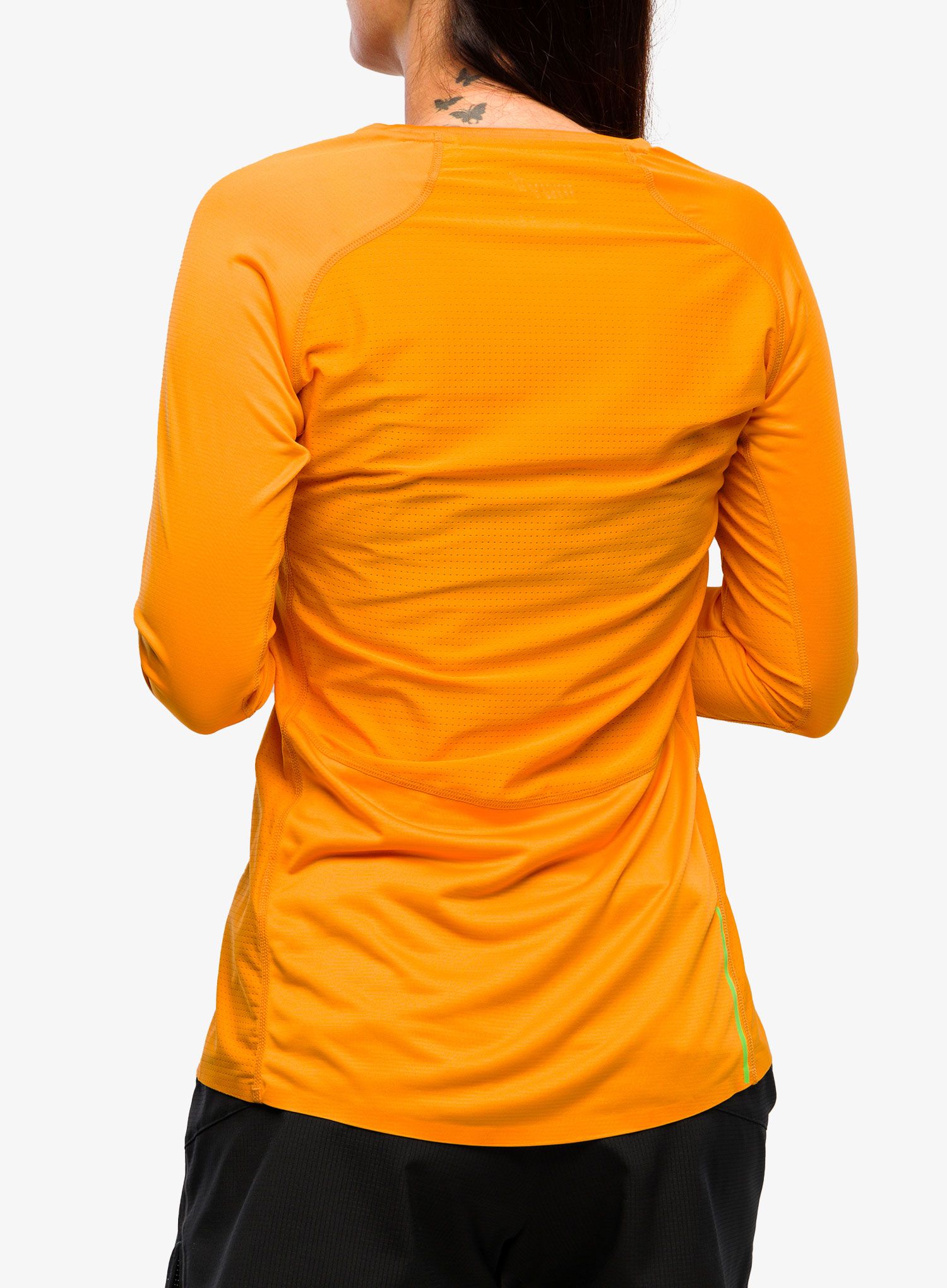 Jopica brez kapuce ženska Inov-8 Base Elite LS - nectar