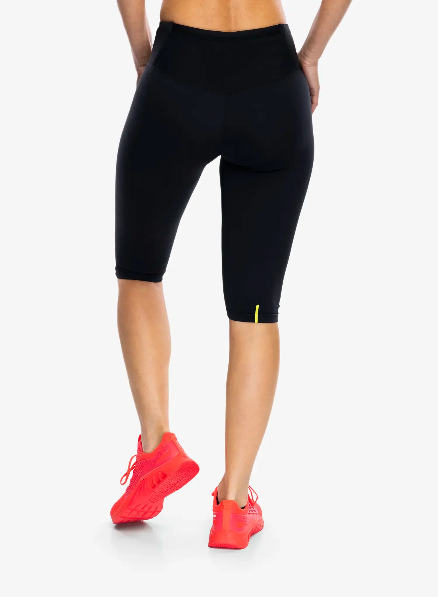 Ženske tekaške pajkice Inov-8 Race Elite 3/4 Tight - black
