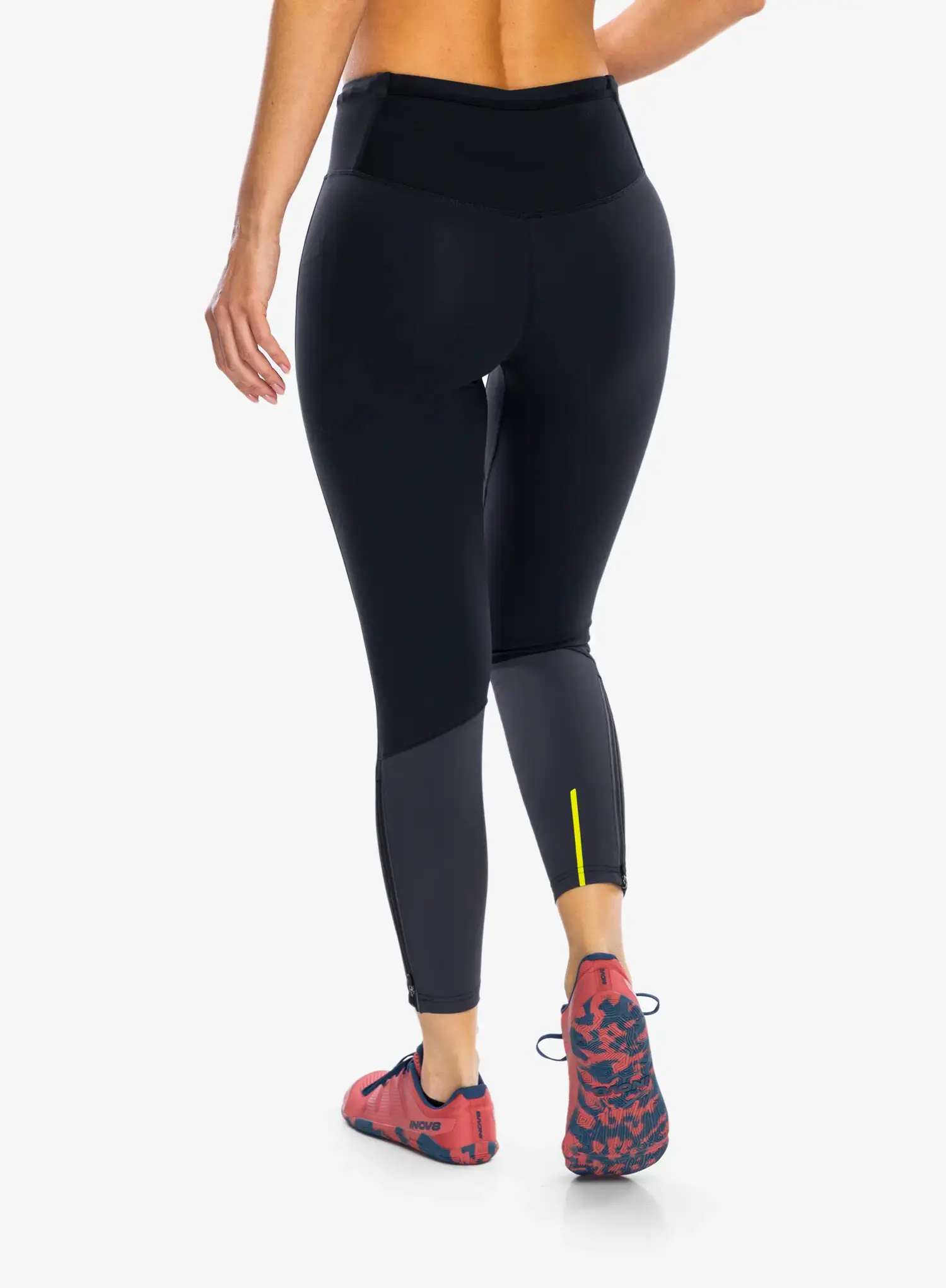 Ženske tekaške pajkice Inov-8 Race Elite Tight - black