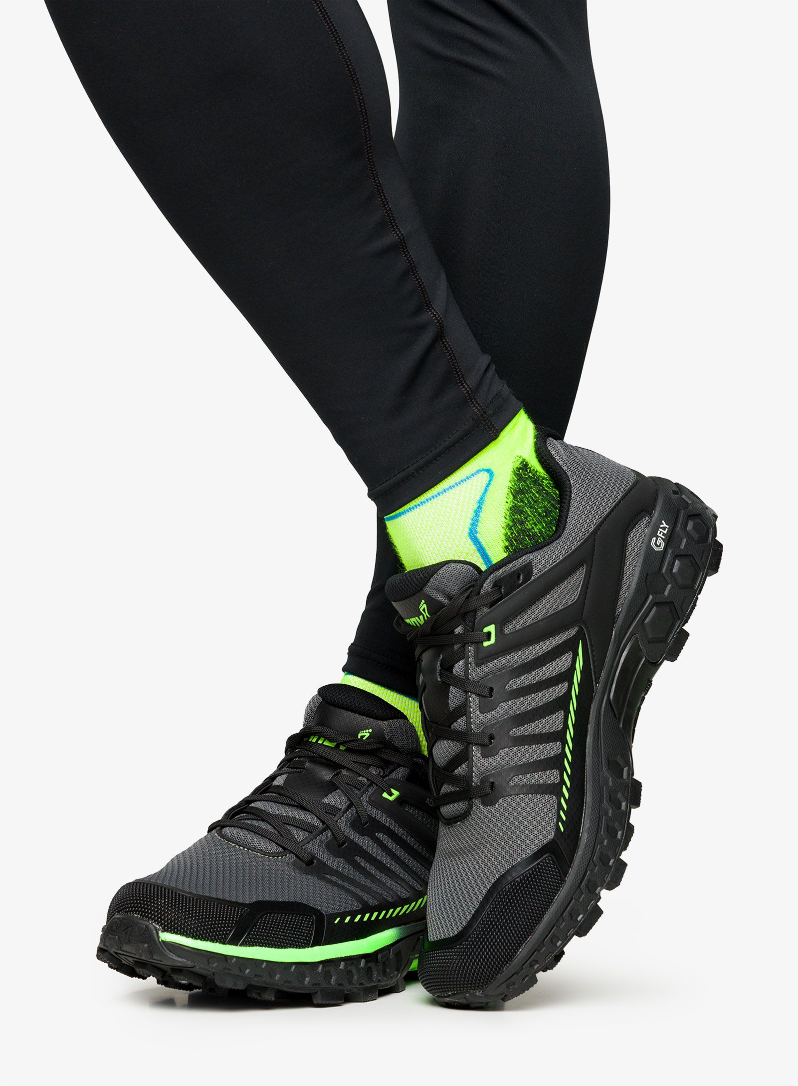 Trail tekaški čevlji Inov-8 Roclite Ultra G 320 - black/green