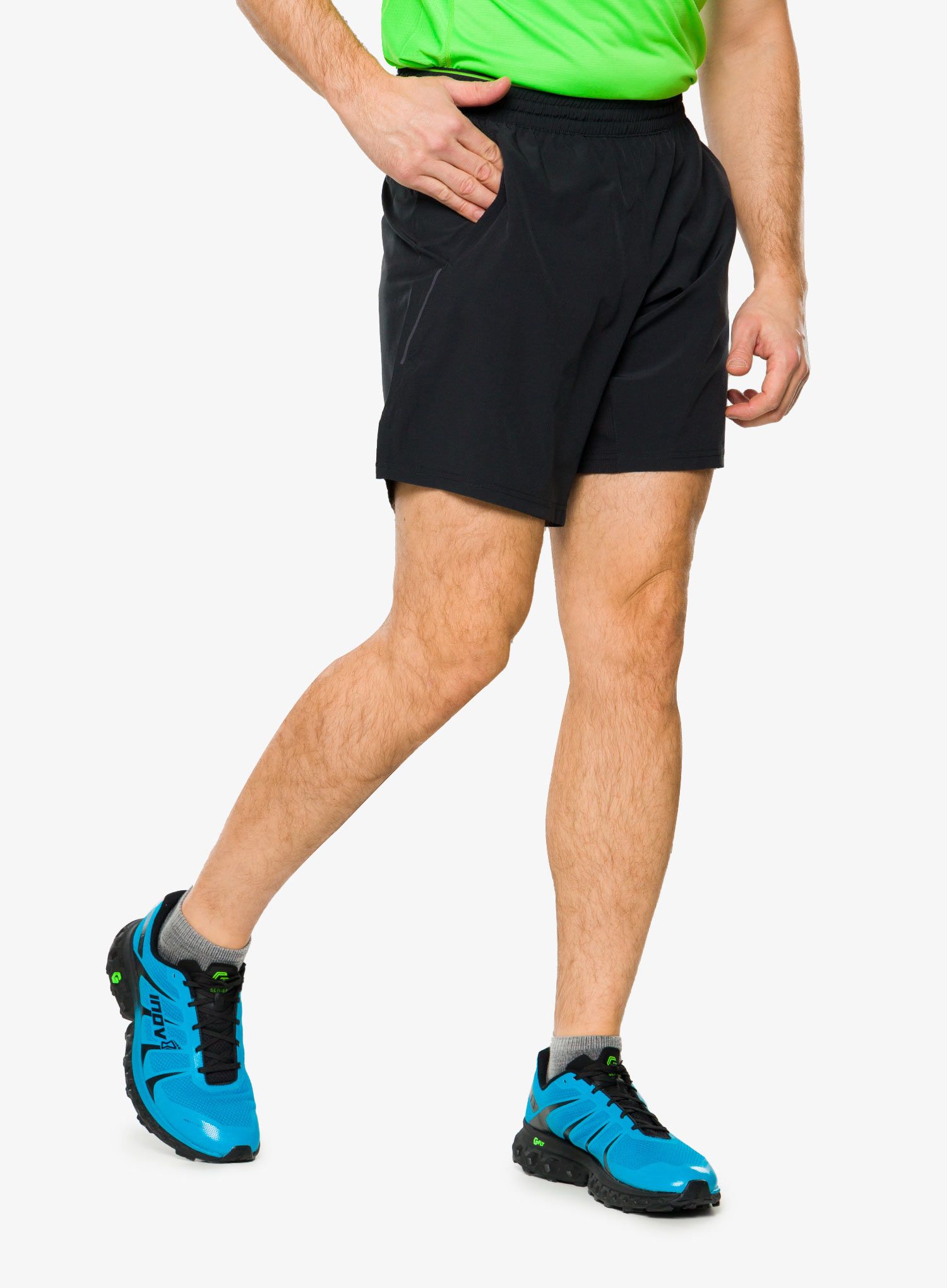 Tekaške kratke hlače Inov-8 Train Lite 9 Short - black