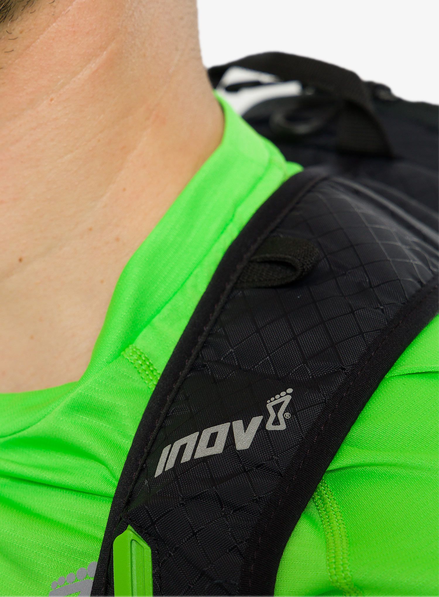 Pohodniški nahrbtnik Inov-8 VentureLite 8 - black/green