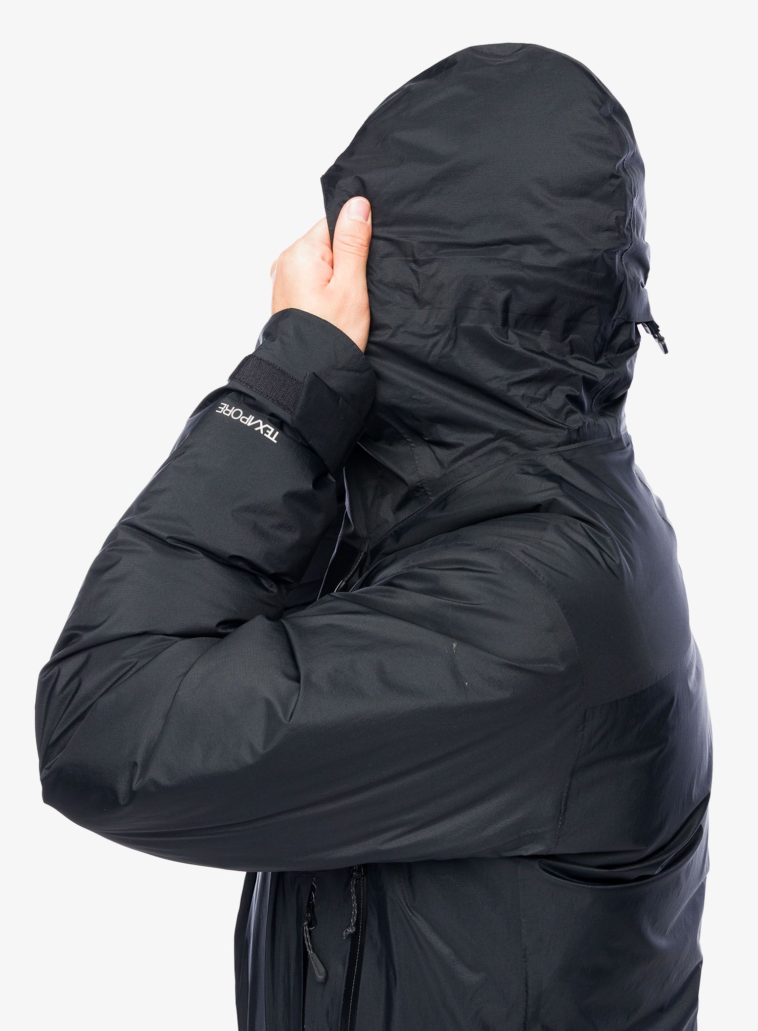 Puhovka Jack Wolfskin Cyrox 2L Down Jacket - black