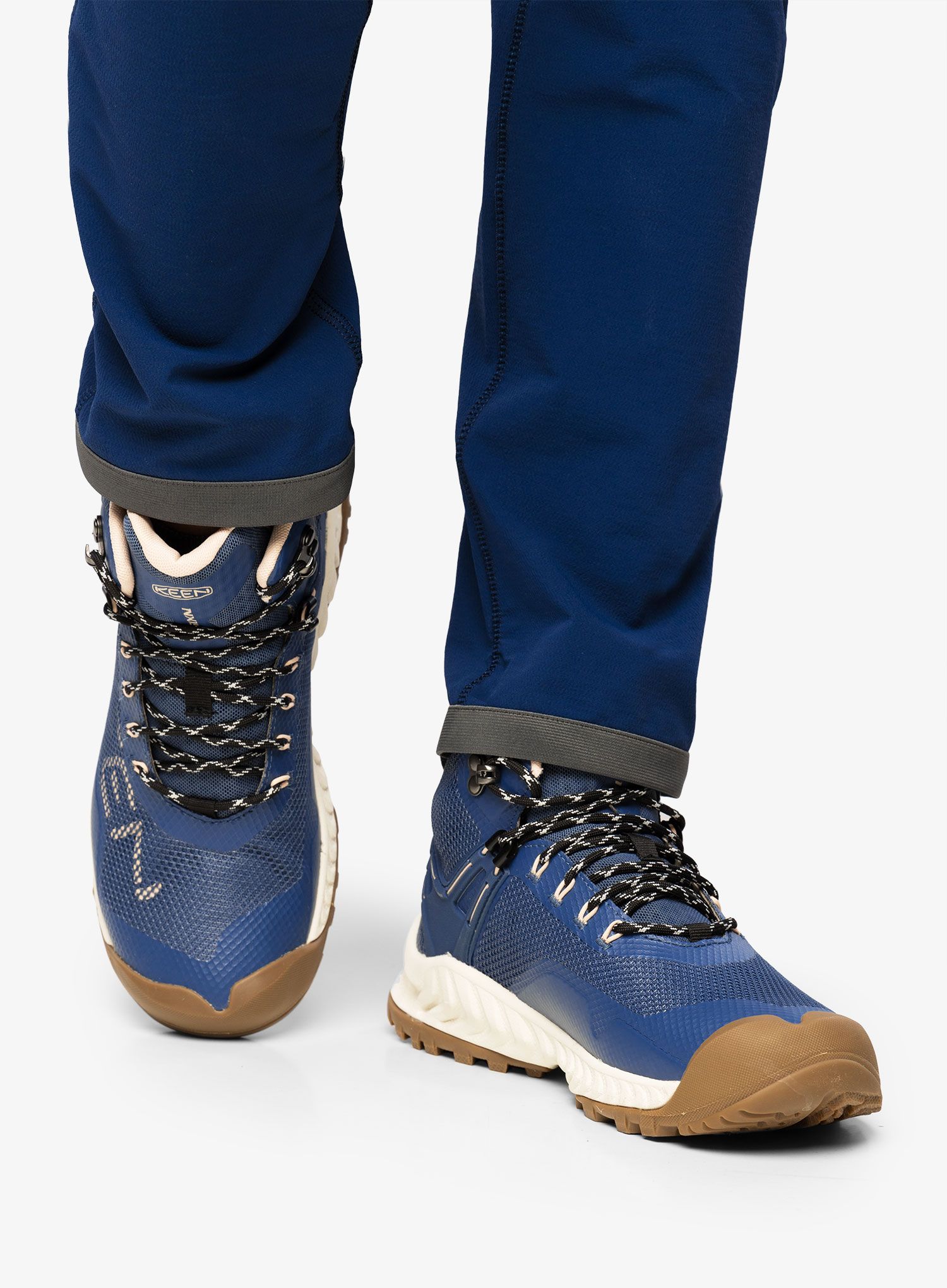 Ženski pohodniški čevlji Keen Nxis Evo Mid WP - indigo/harbor