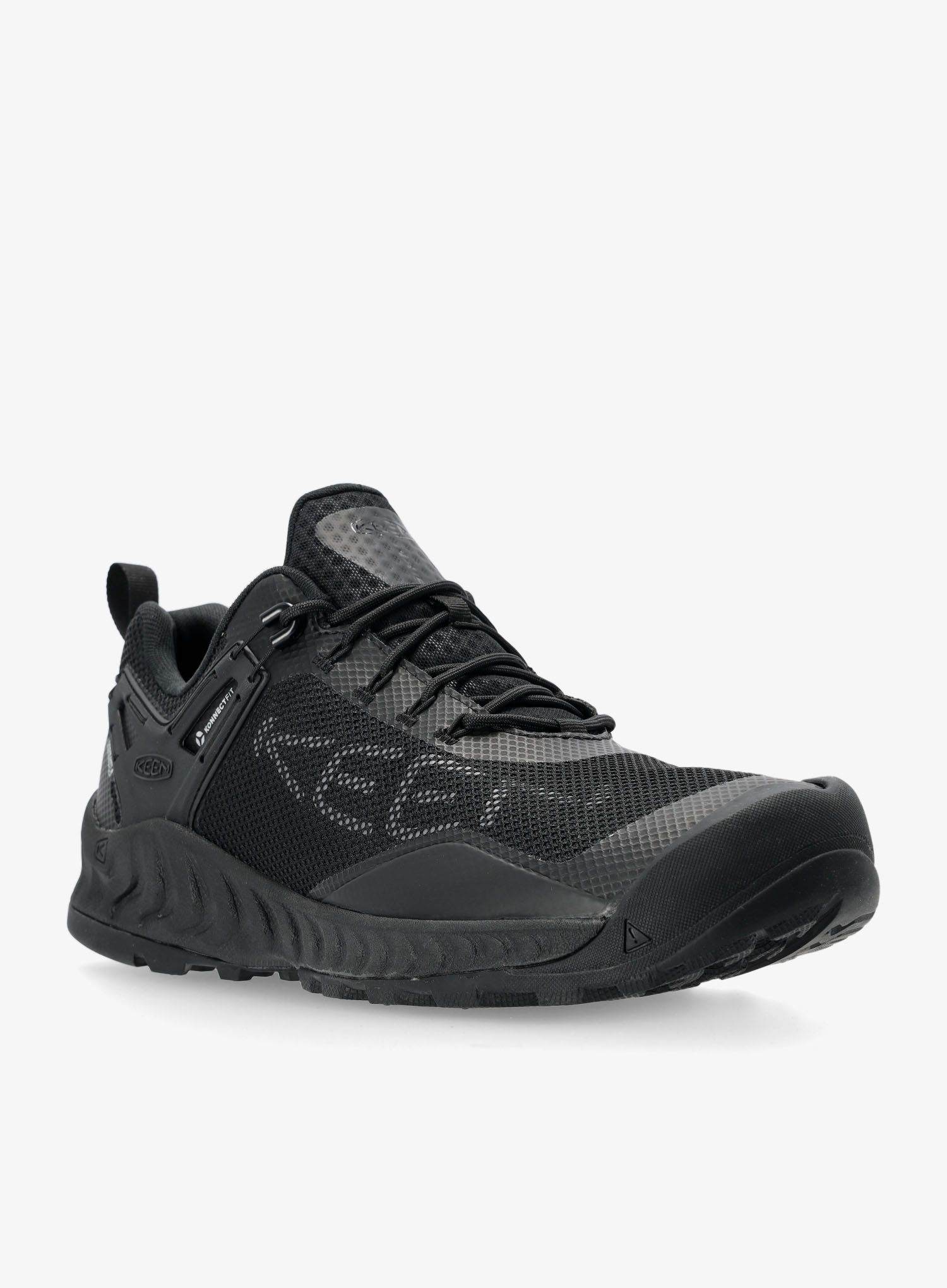 Nizki pohodniški čevlji Keen Nxis Evo WP - triple black