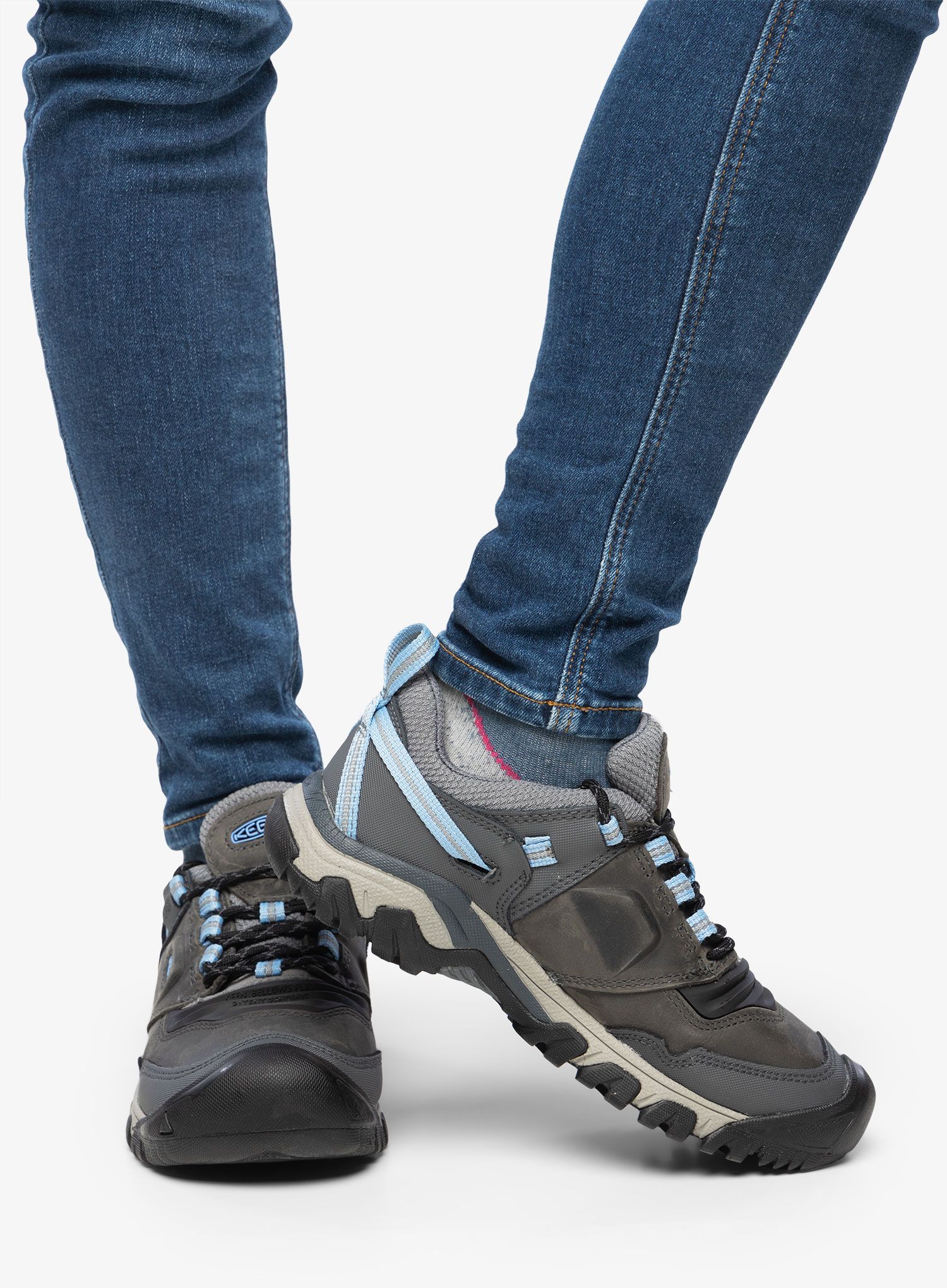 Ženski pohodniški čevlji Keen Ridge Flex WP - steel grey/hydrangea
