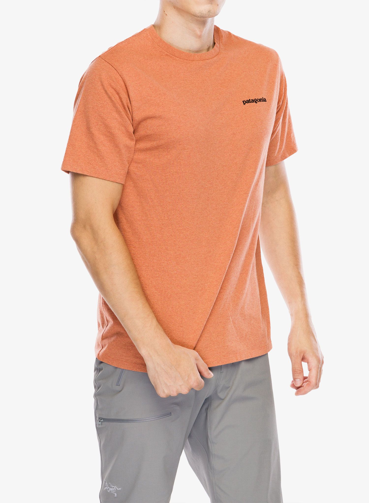 Bombažna majica Patagonia P-6 Logo Responsibili-Tee - redtail rust