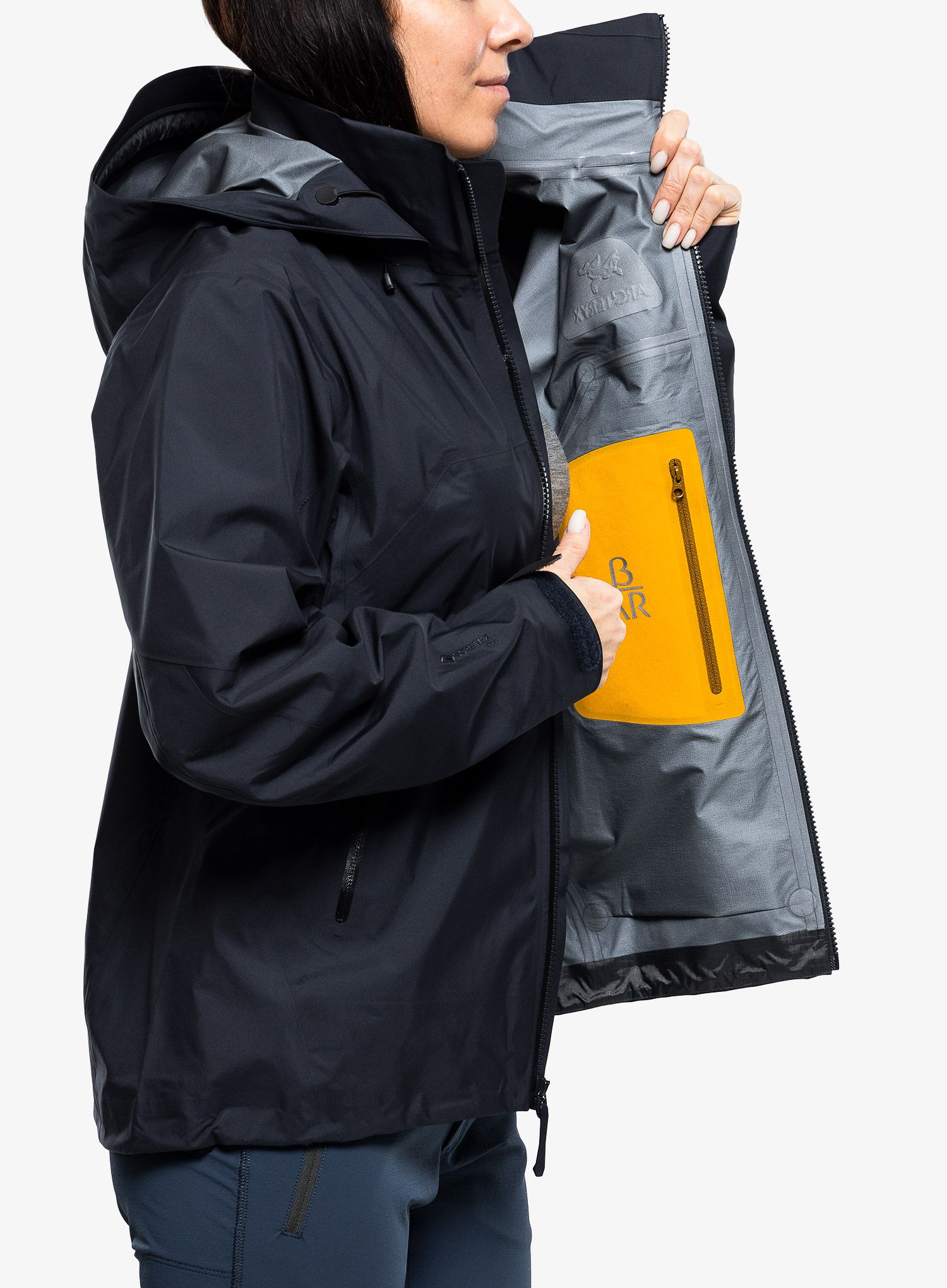 Ženska hardshell jakna Arcteryx Beta AR Jacket - black sapphire