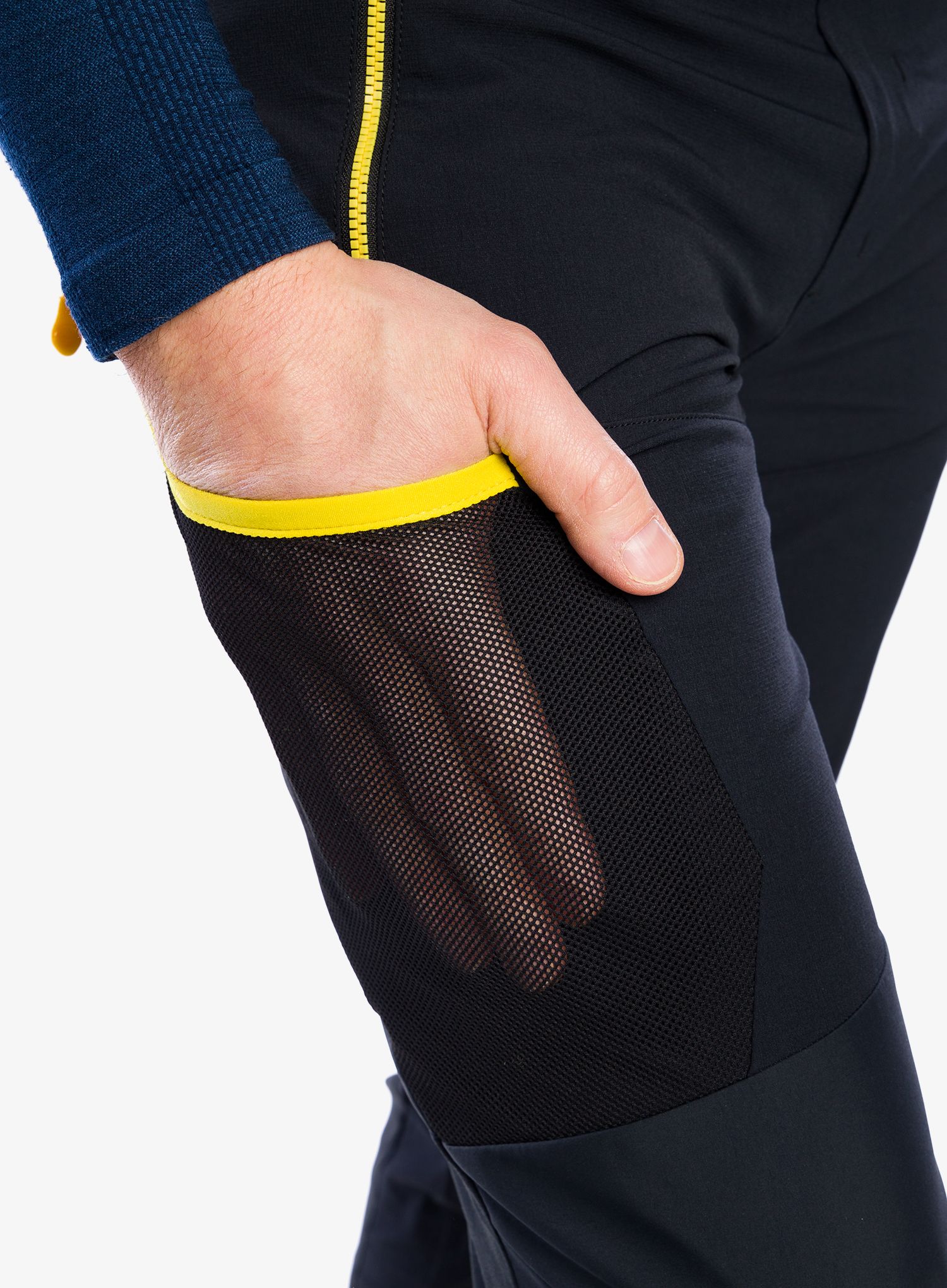 Moške hlače La Sportiva Aequilibrium Softshell Pant - black