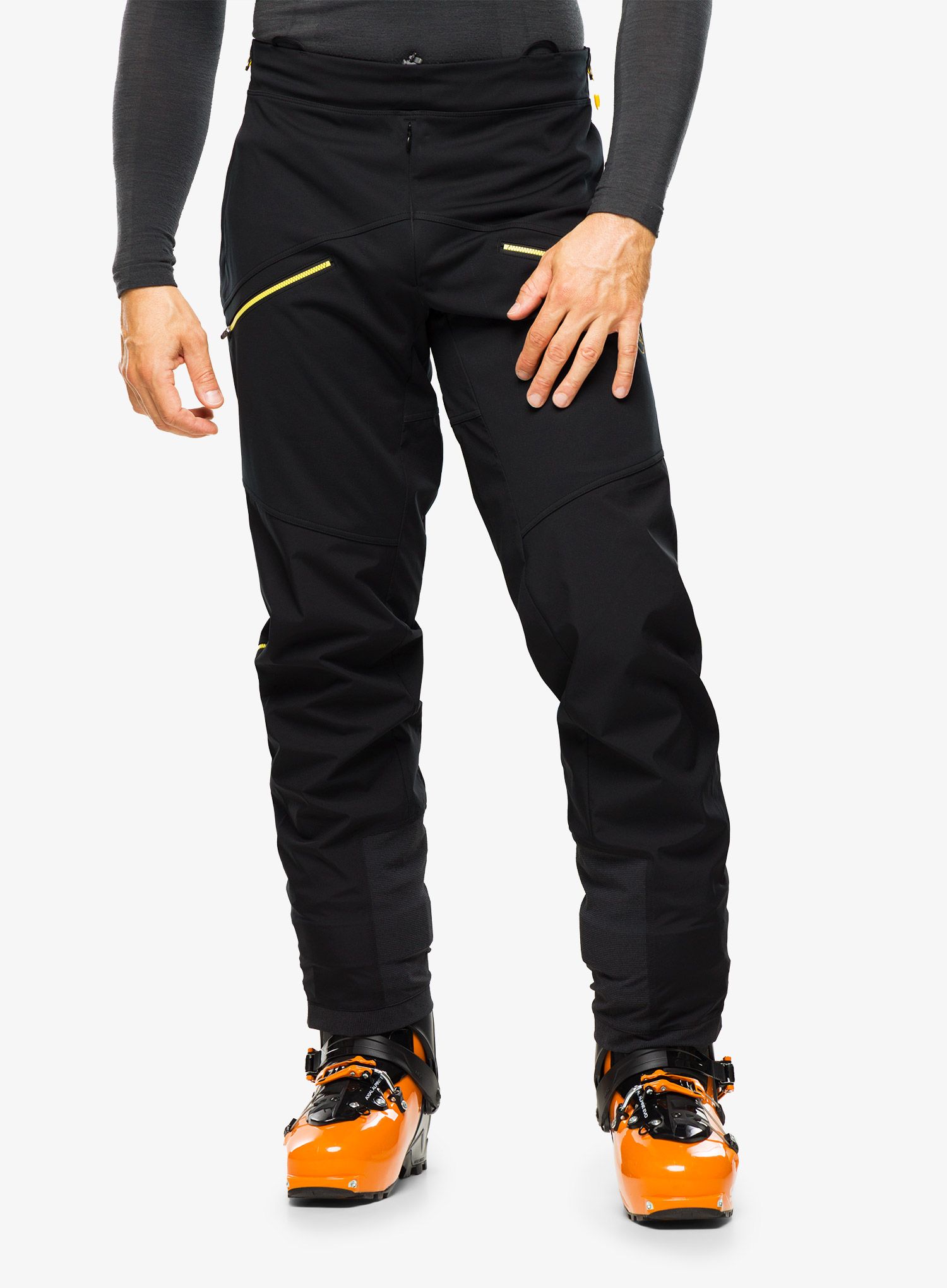 Nepremočljive hlače La Sportiva Defense Overpant - black