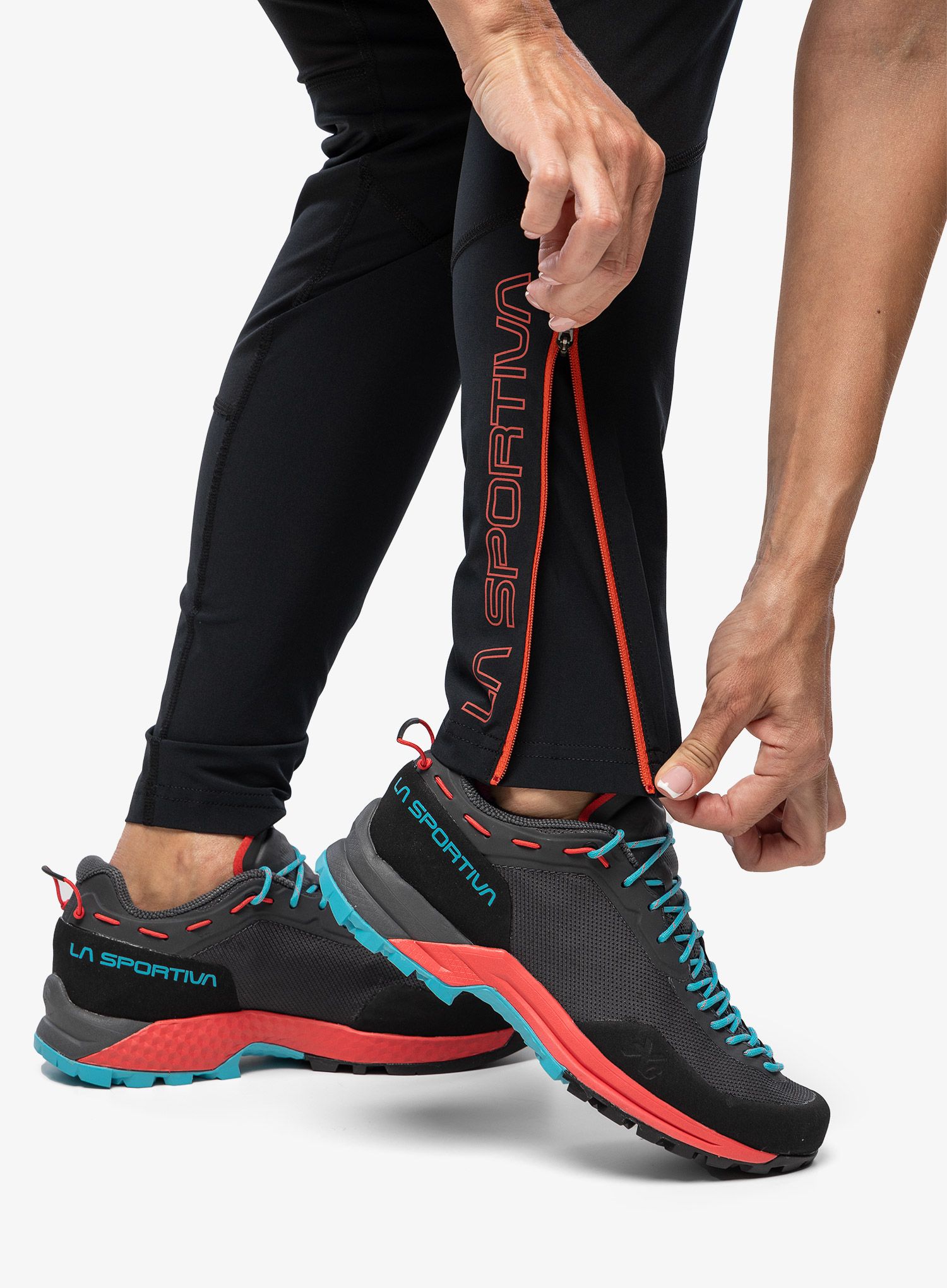 Ženske tekaške pajkice La Sportiva Primal Pant - black/cherry tomato