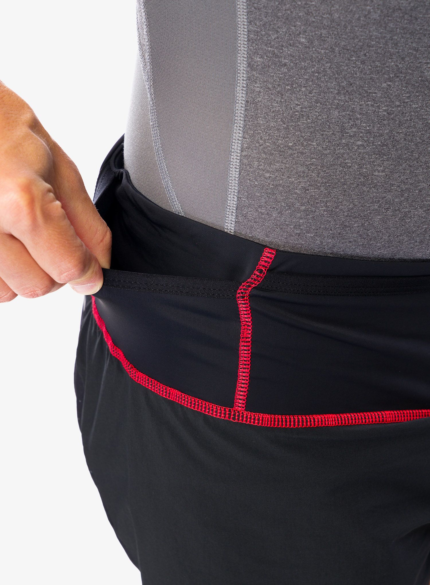 Tekaške kratke hlače La Sportiva Tempo Short - black