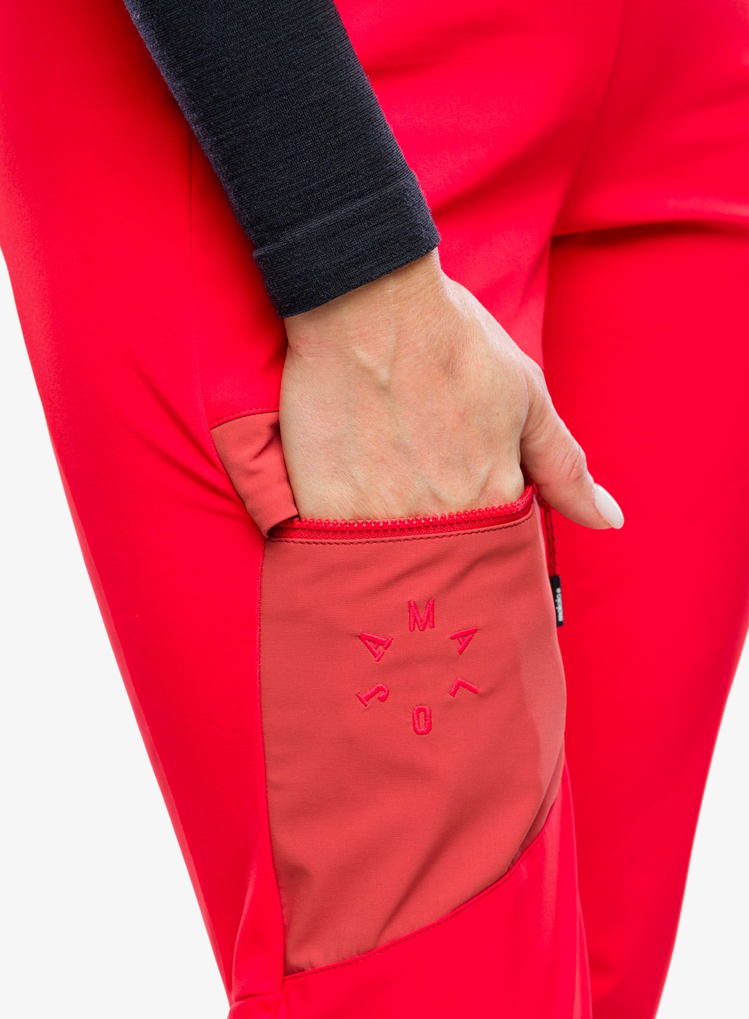 Ženske softshell hlače Maloja Hocharn - fire red