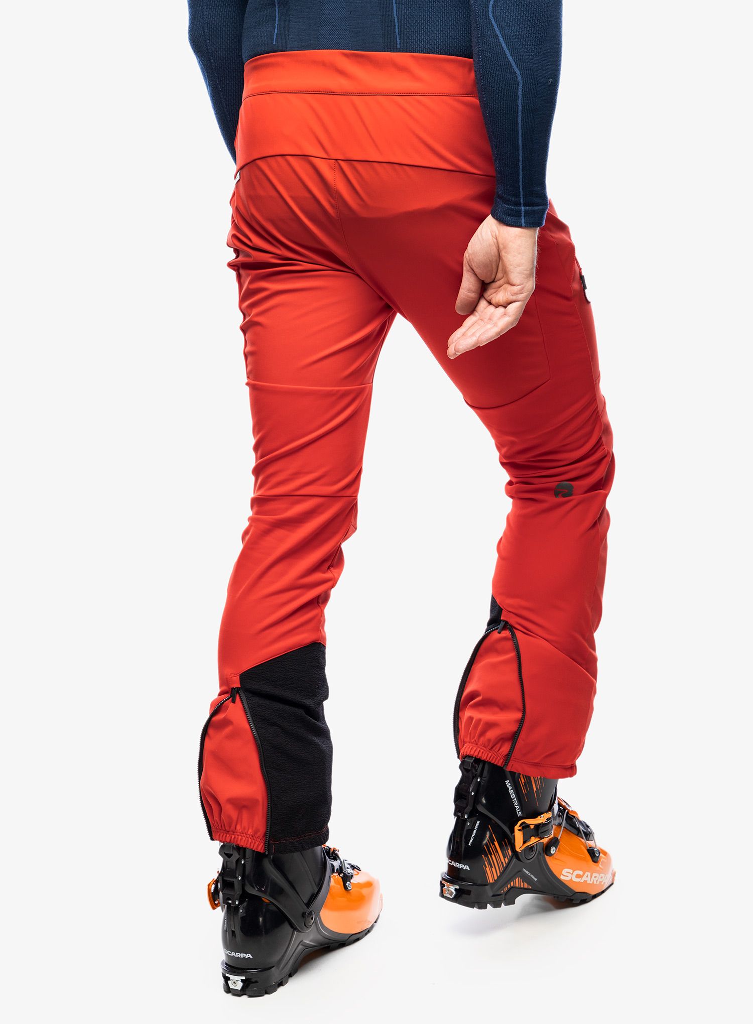 Softshell hlače Maloja Schneefink - fire red