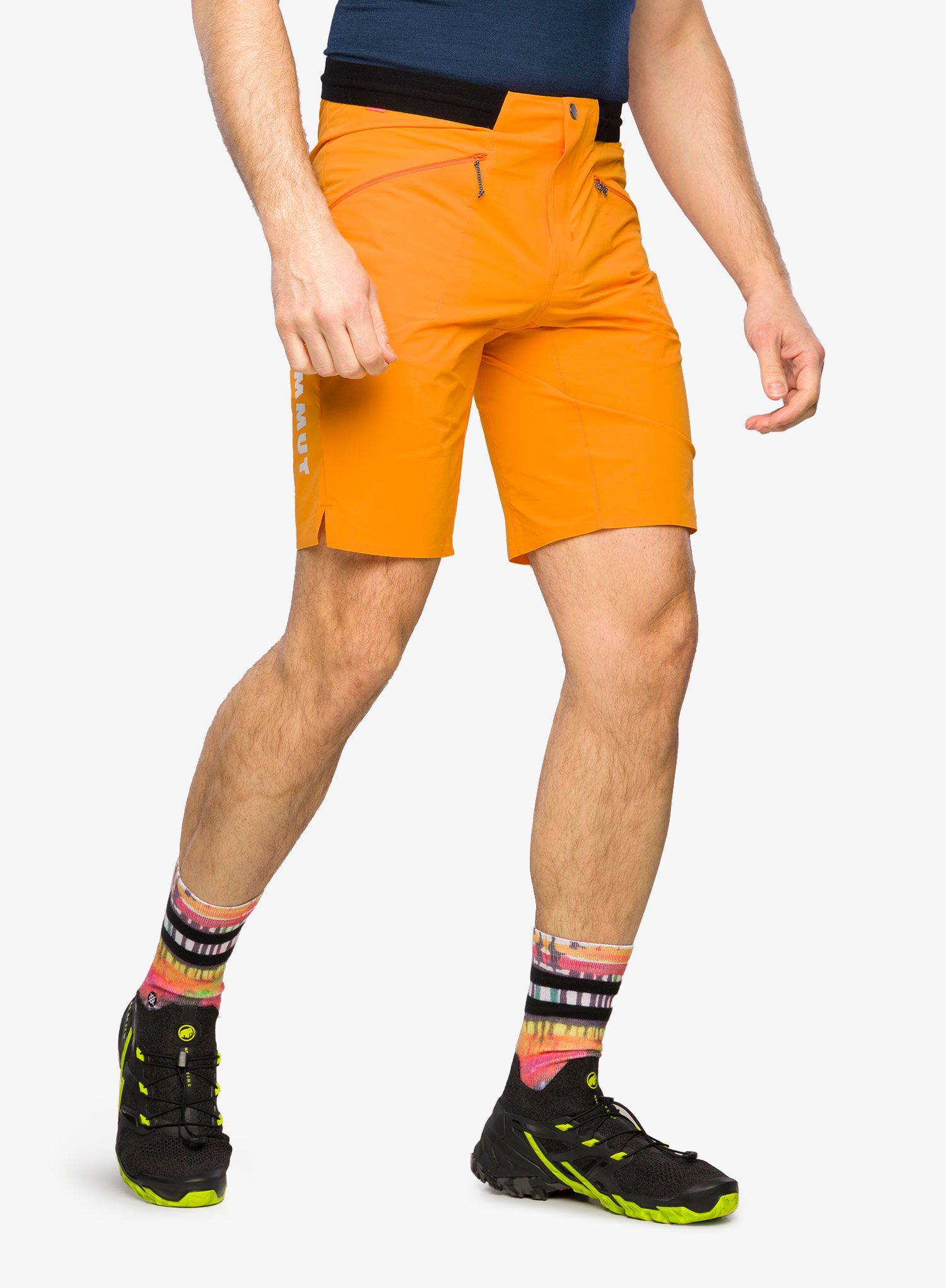 Pohodniške kratke hlače Mammut Aenergy Light SO Shorts - tangerine