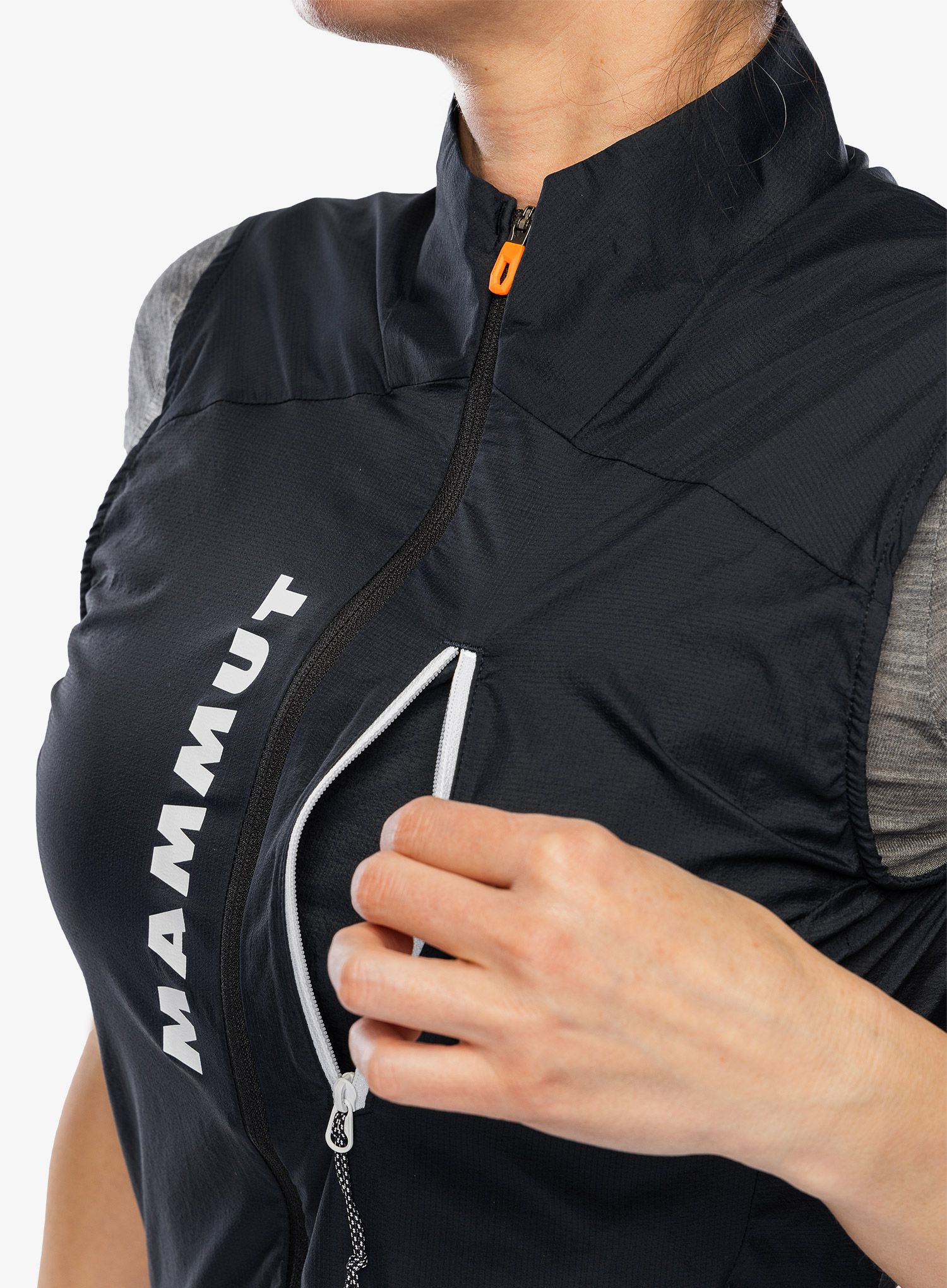 Ženski brezrokavnik Mammut Aenergy TR WB Hybrid Vest - black