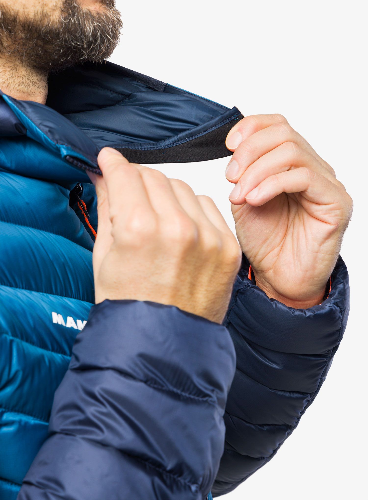 Puhovka Mammut Broad Peak IN Hooded Jacket - deep ice/marine