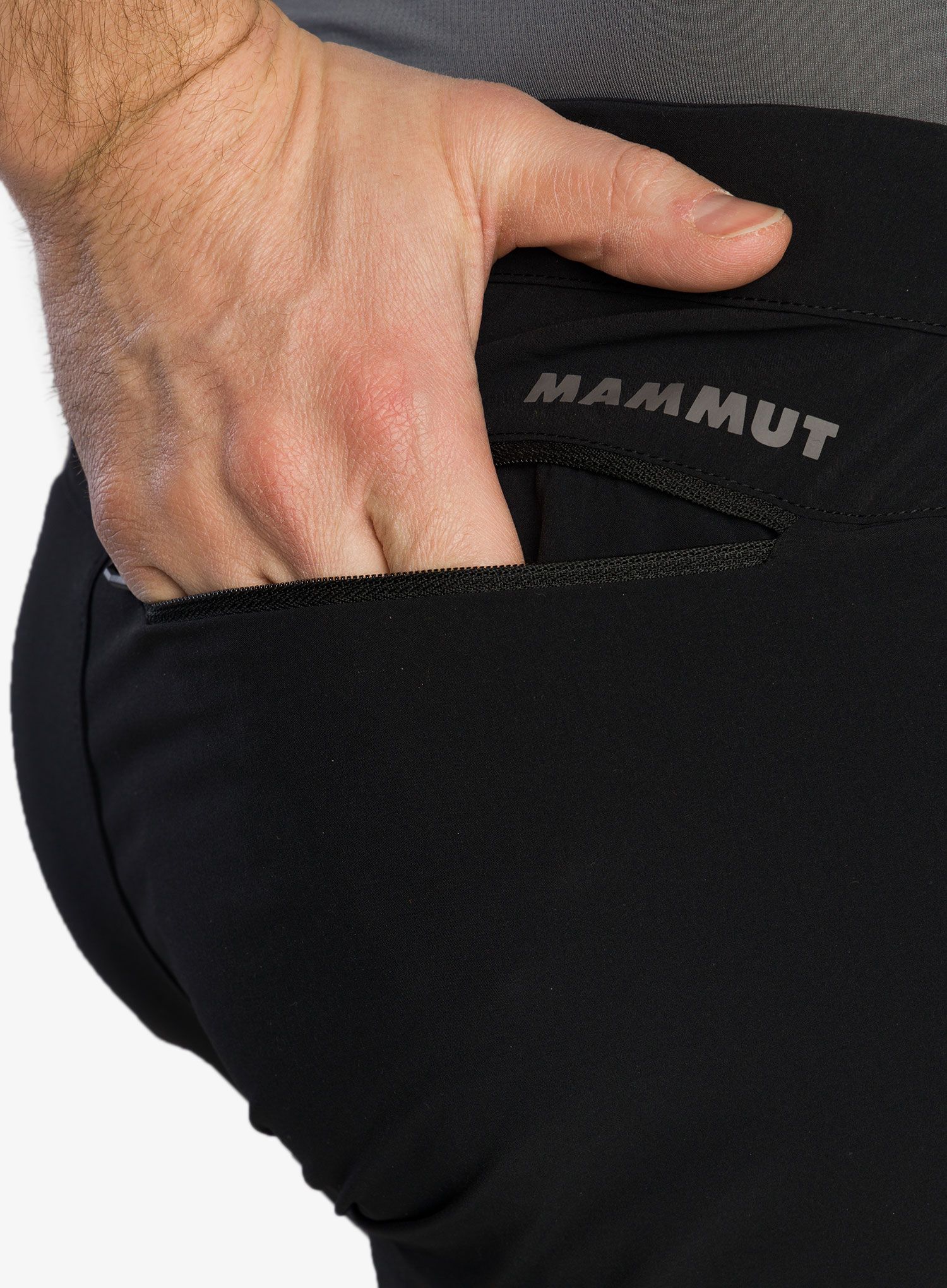 Moške kratke hlače Mammut Runbold Shorts - black