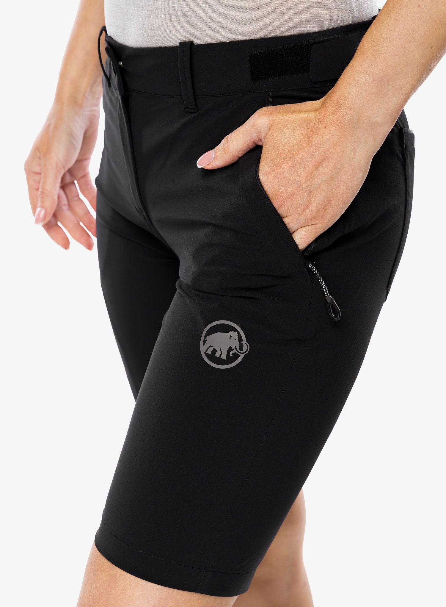 Ženske kratke hlače Mammut Runbold Shorts - black