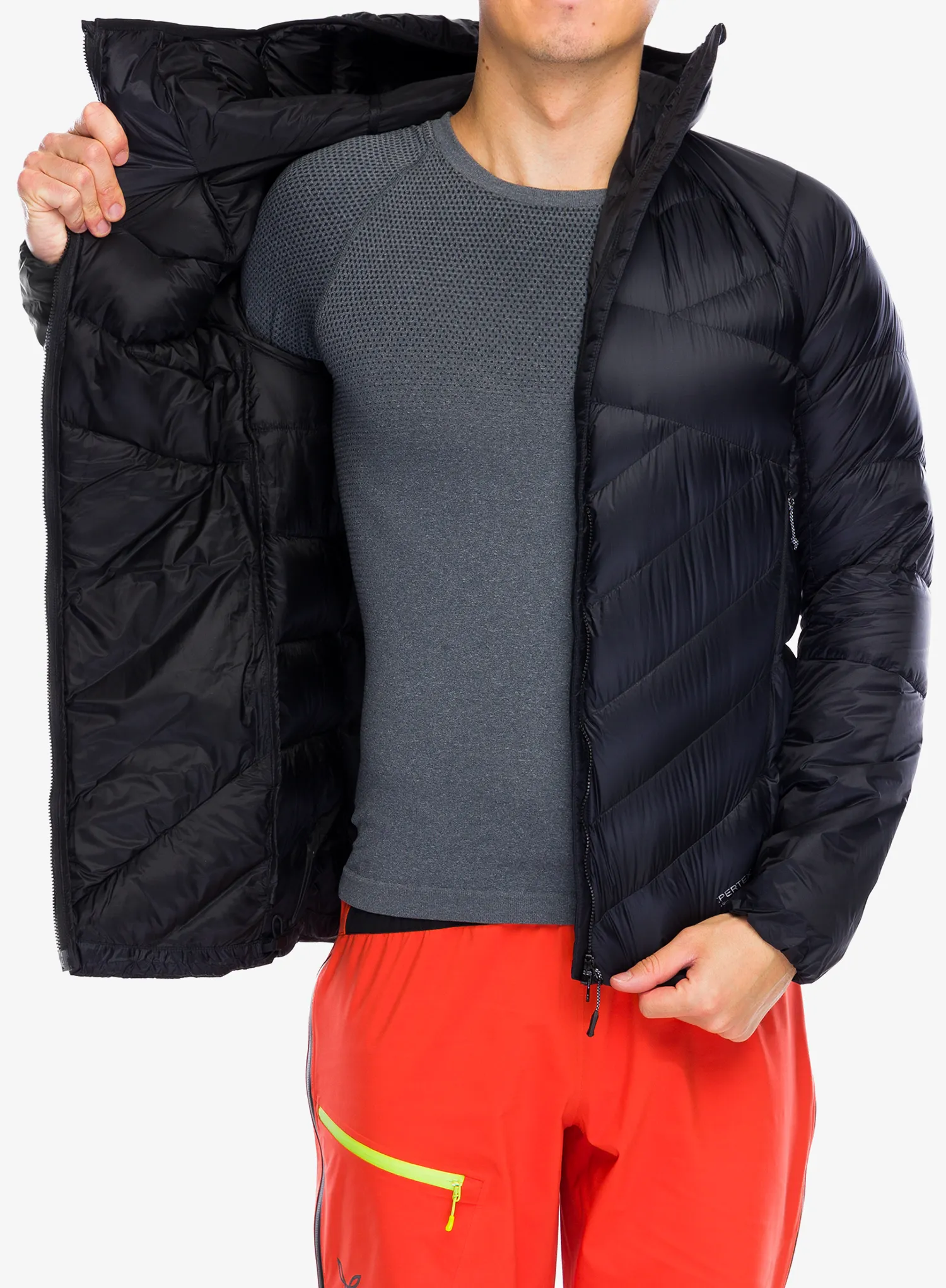 Puhovka Mammut Taiss IN Hooded Jacket - blk