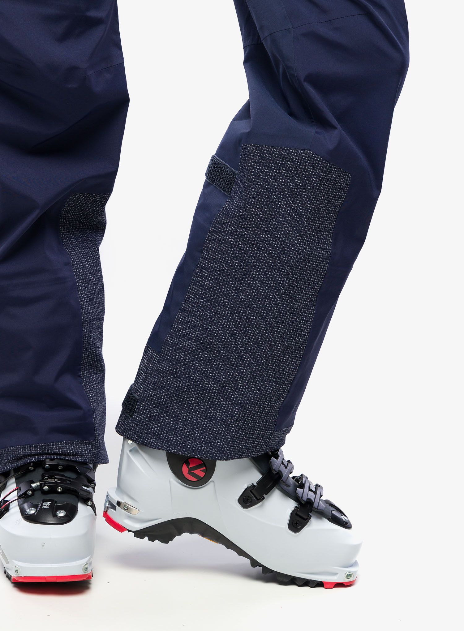 Ženske pohodniške hlače Mammut Taiss Pro HS Pants - marine
