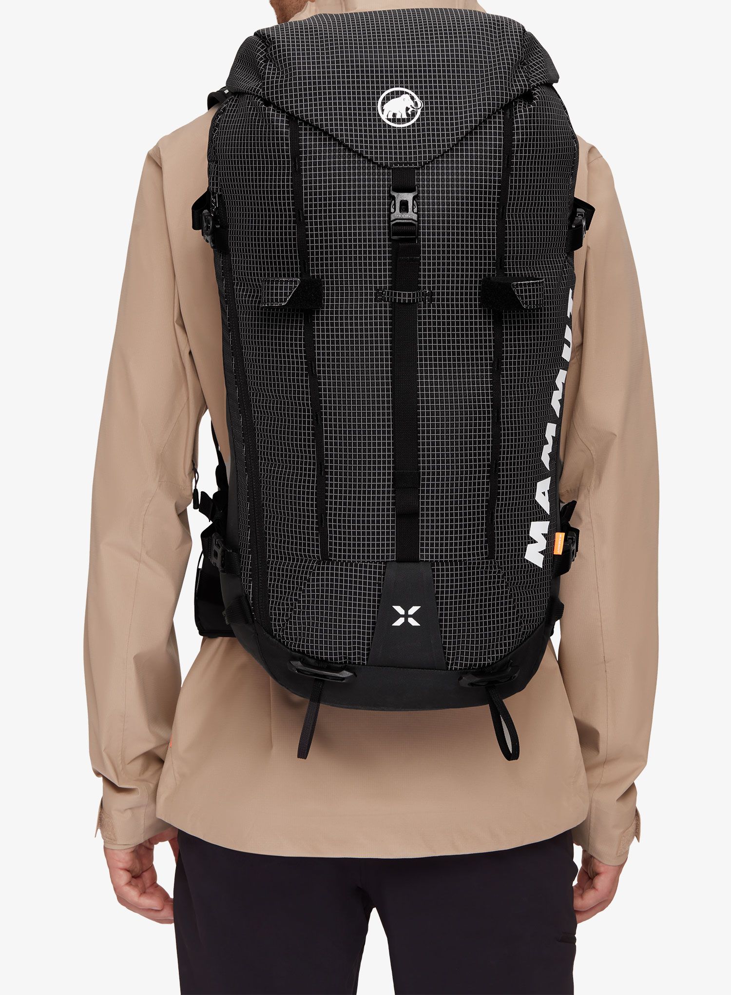 Gorski nahrbtnik Mammut Trion 38 - black