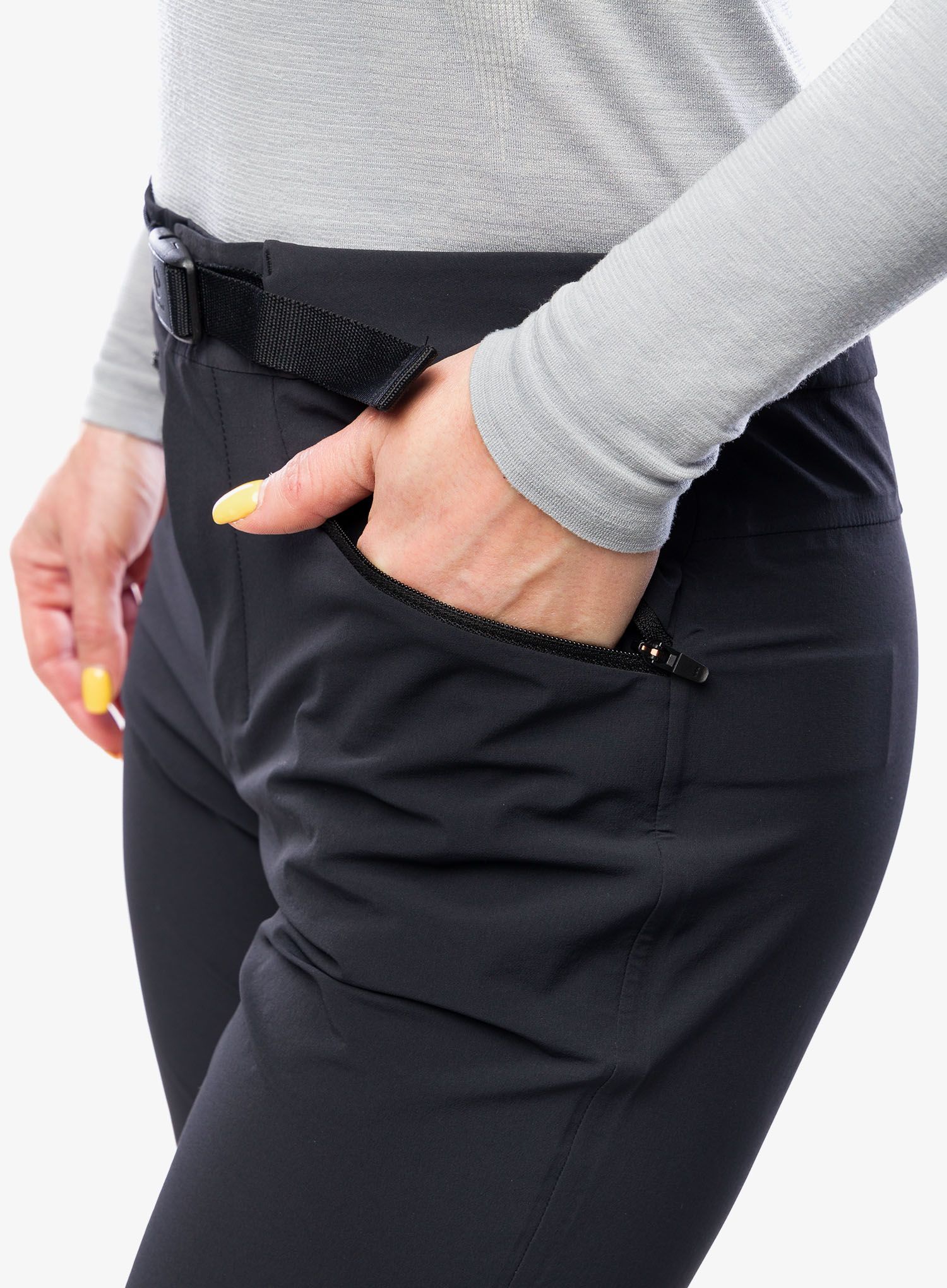 Ženske pohodniške hlače Marmot Mountain Active Pant - blck