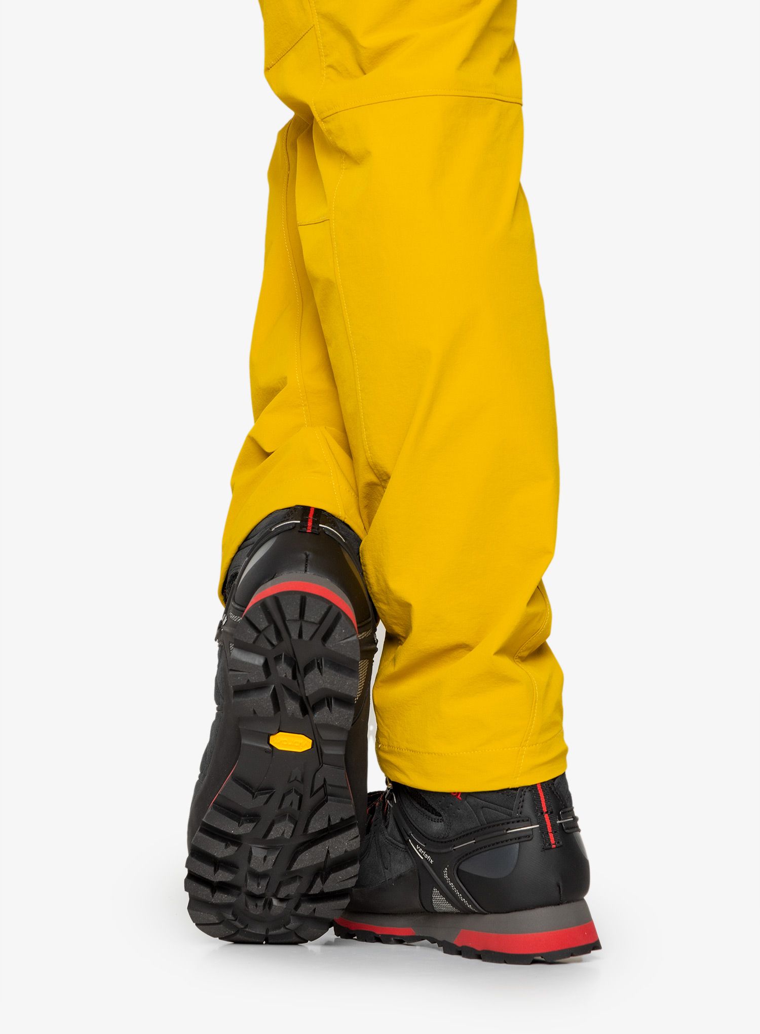 Treking čevlji Meindl Tonale GTX - black/red