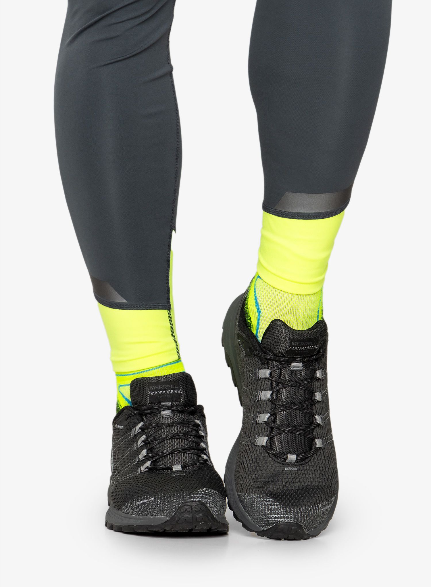 Trail tekaški čevlji Merrell Fly Strike - black