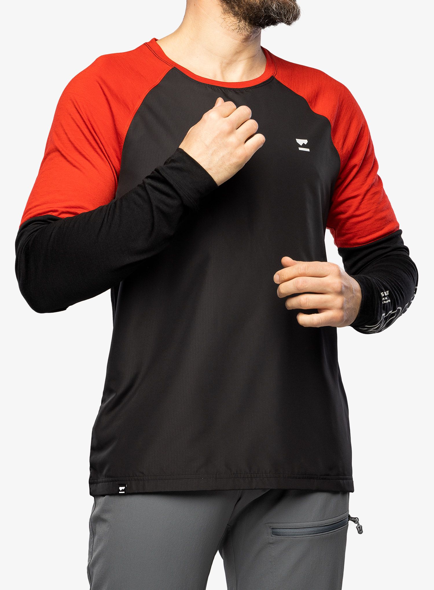 Kolesarska jopa Mons Royale Tarn Merino Shift Wind Jersey - retro red/black