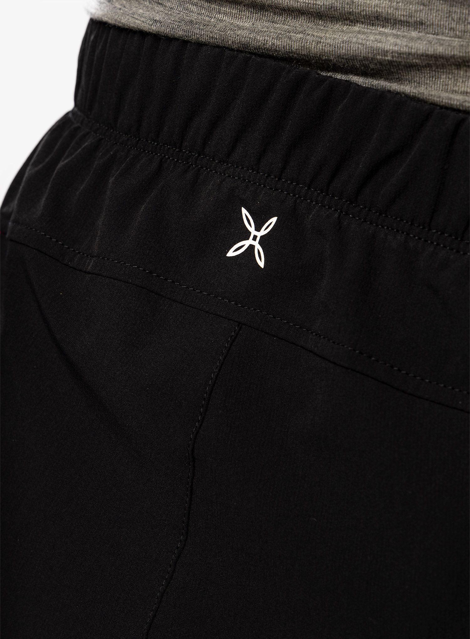 Ženske treking hlače Montura Mountain Fast Pants - nero/intense violet