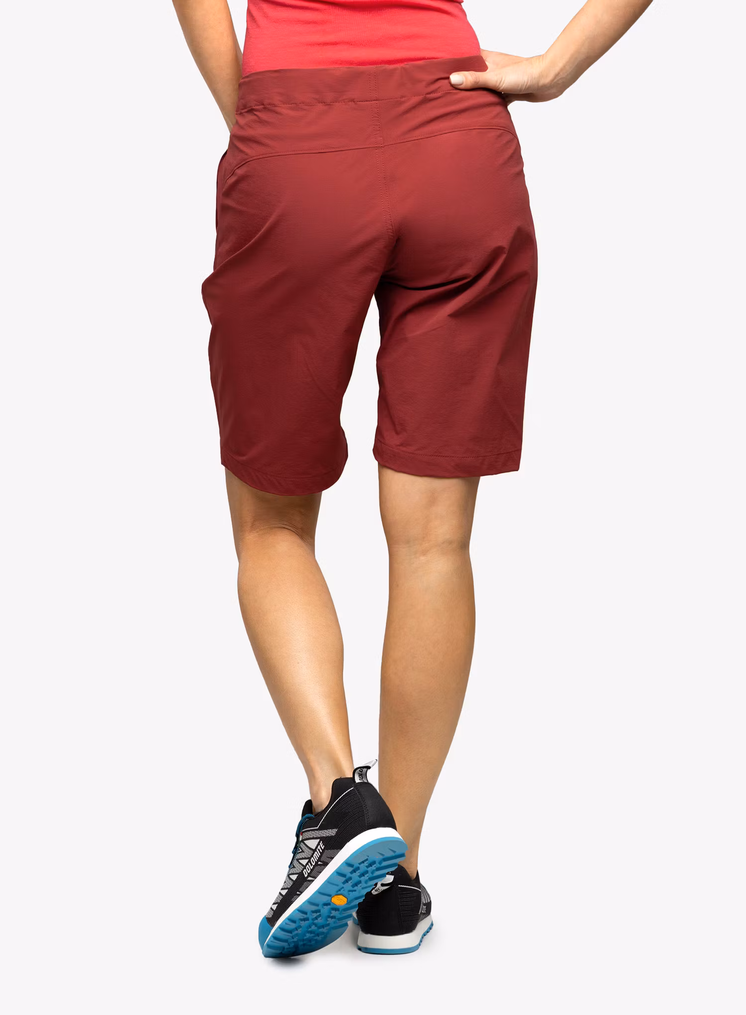 Ženske pohodniške kratke hlače Mountain Equipment Comici Short - tibetan red/capsicum