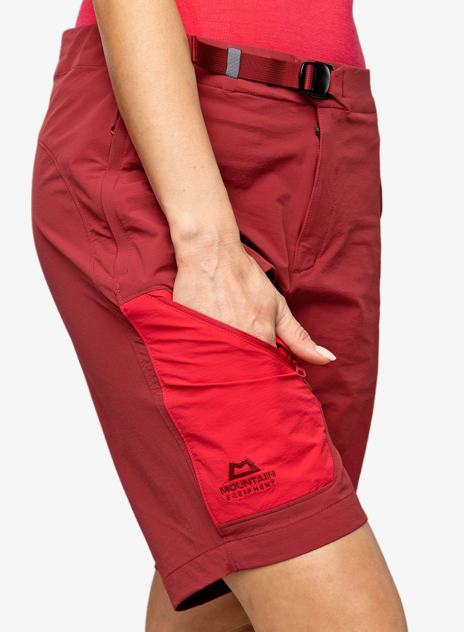 Ženske pohodniške kratke hlače Mountain Equipment Comici Short - tibetan red/capsicum