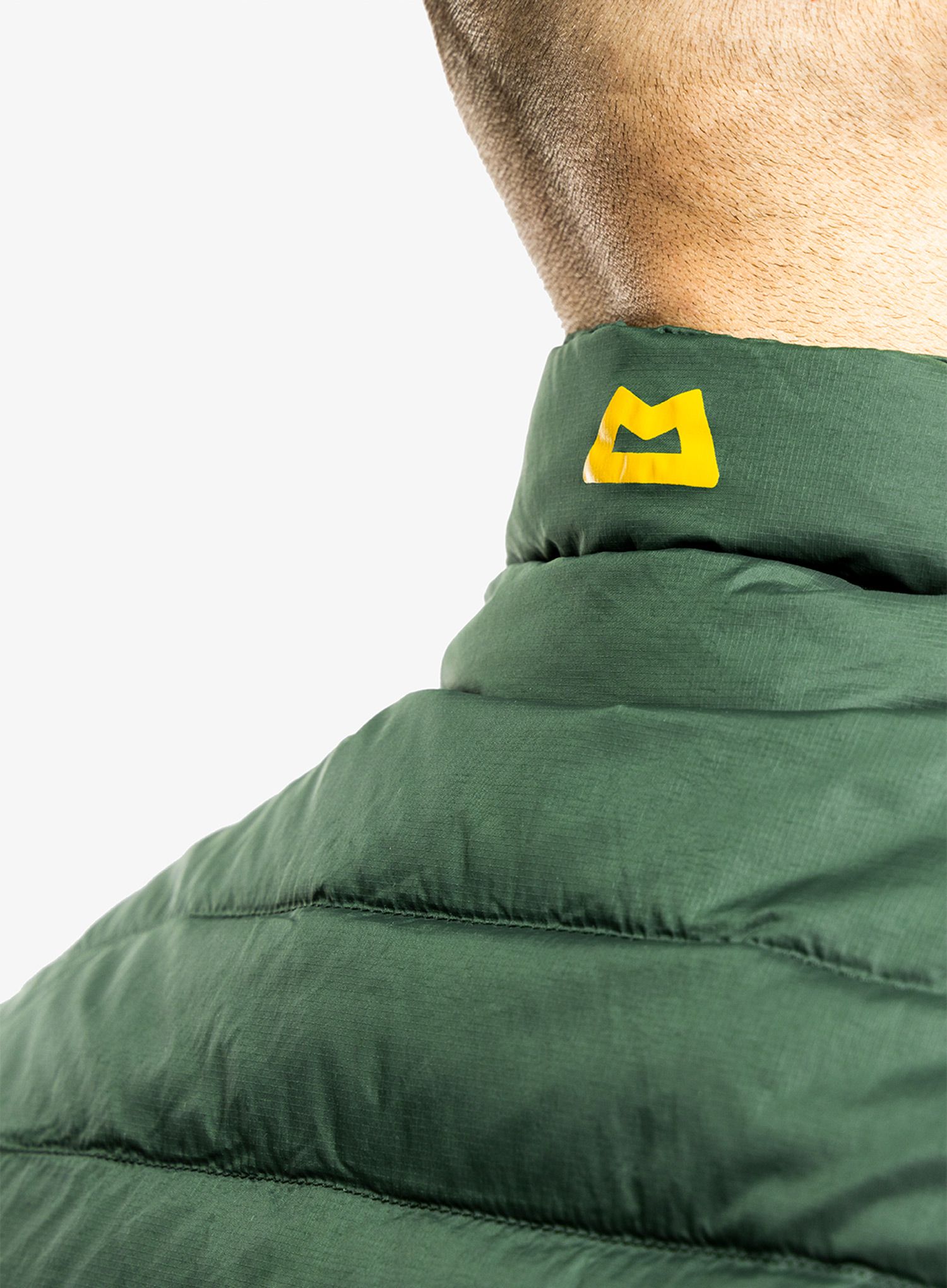Puhasti brezrokavnik Mountain Equipment Earthrise Vest - conifer