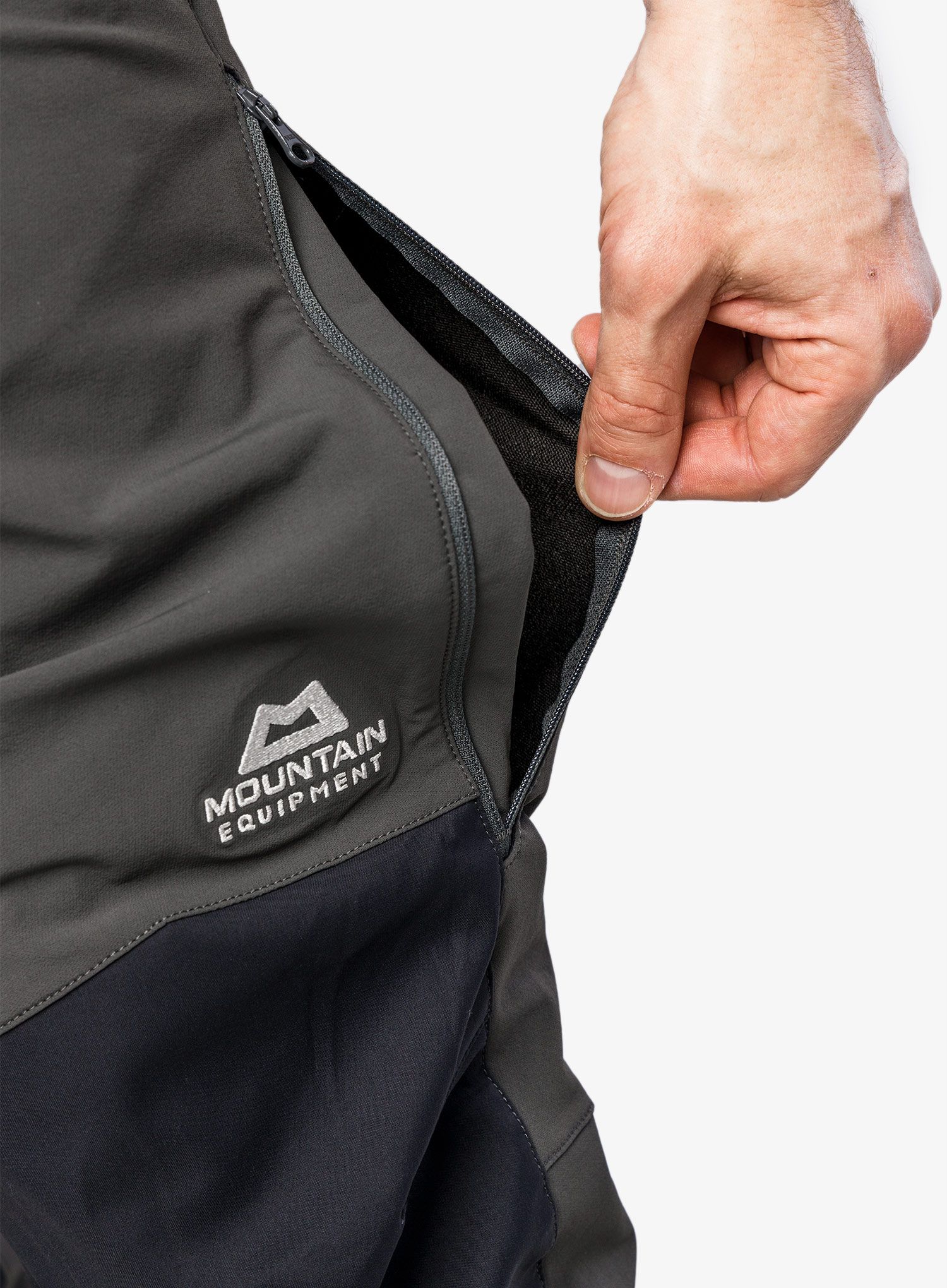 Softshell hlače Mountain Equipment Mission Pant - graphite/black
