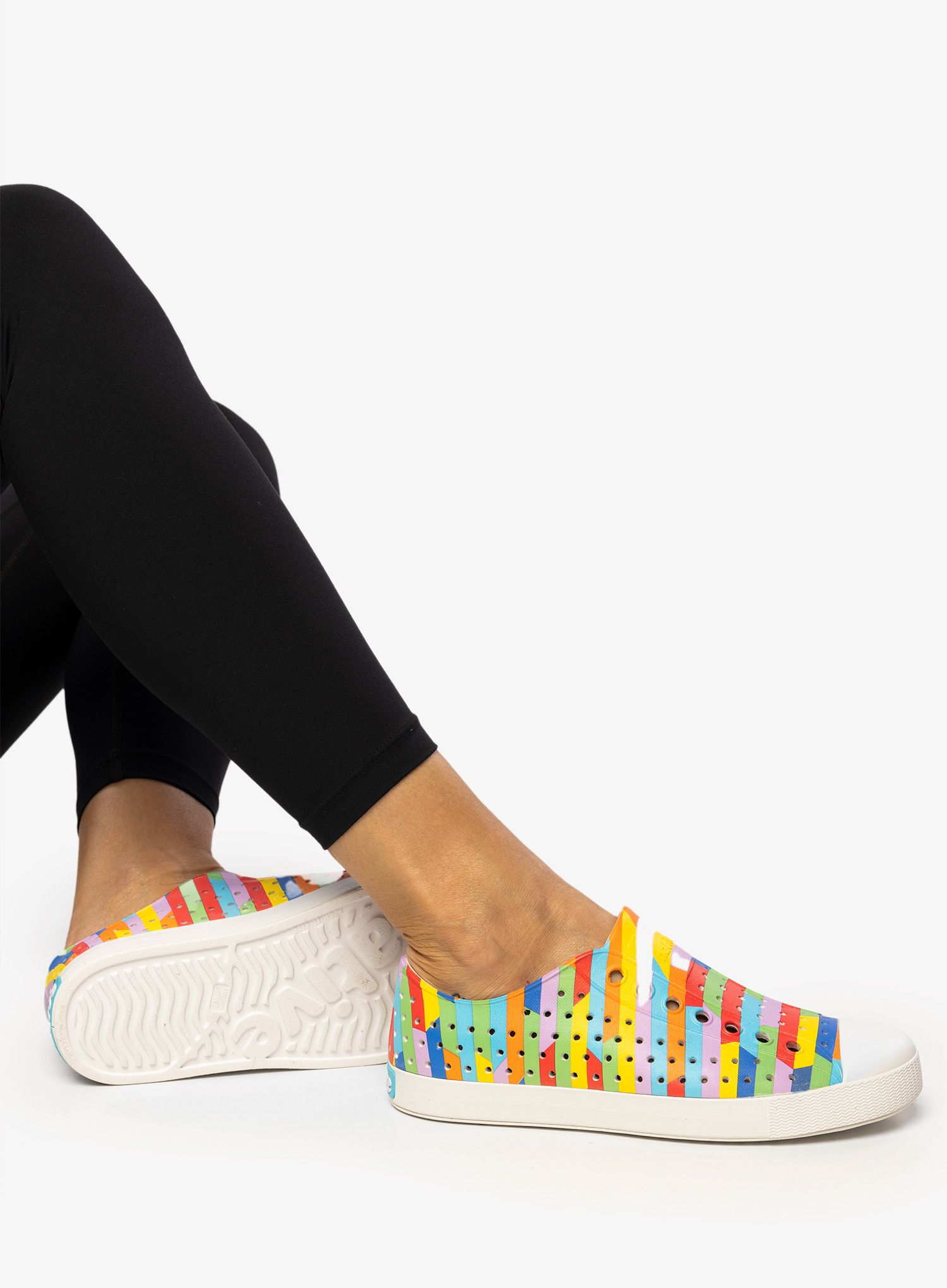 Čevlji lifestyle Native Jefferson Sugarlite Print - white/rainbow