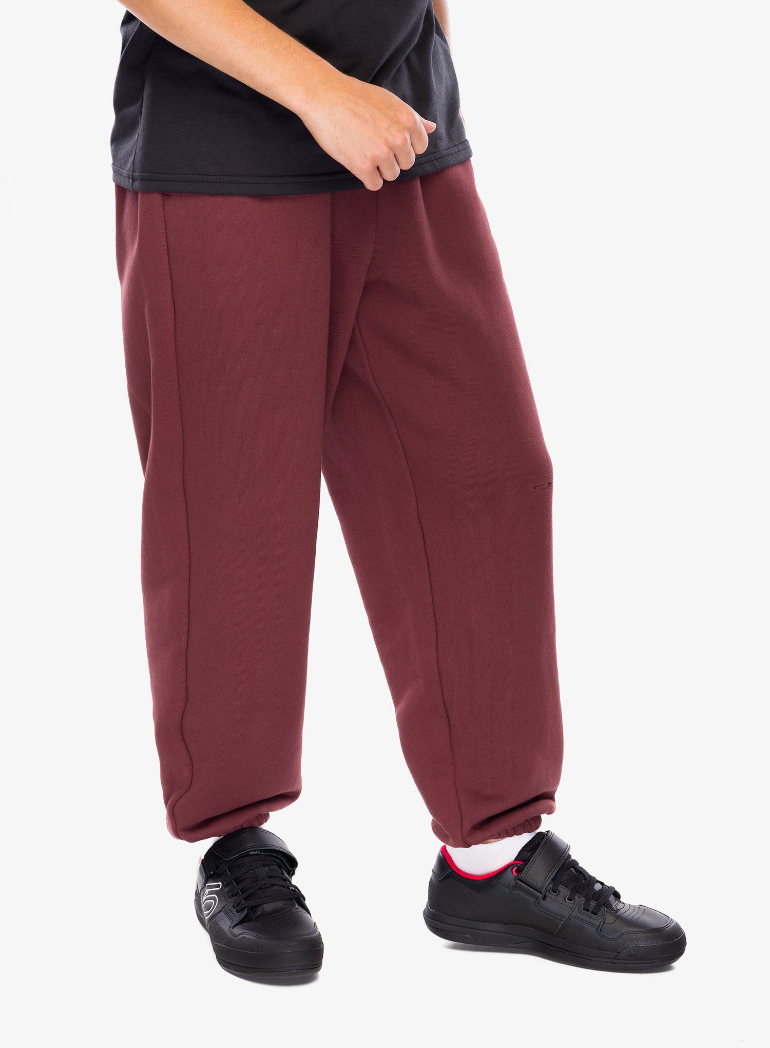 Hlače Oakley Soho Sweatpant 3.0 - grenache