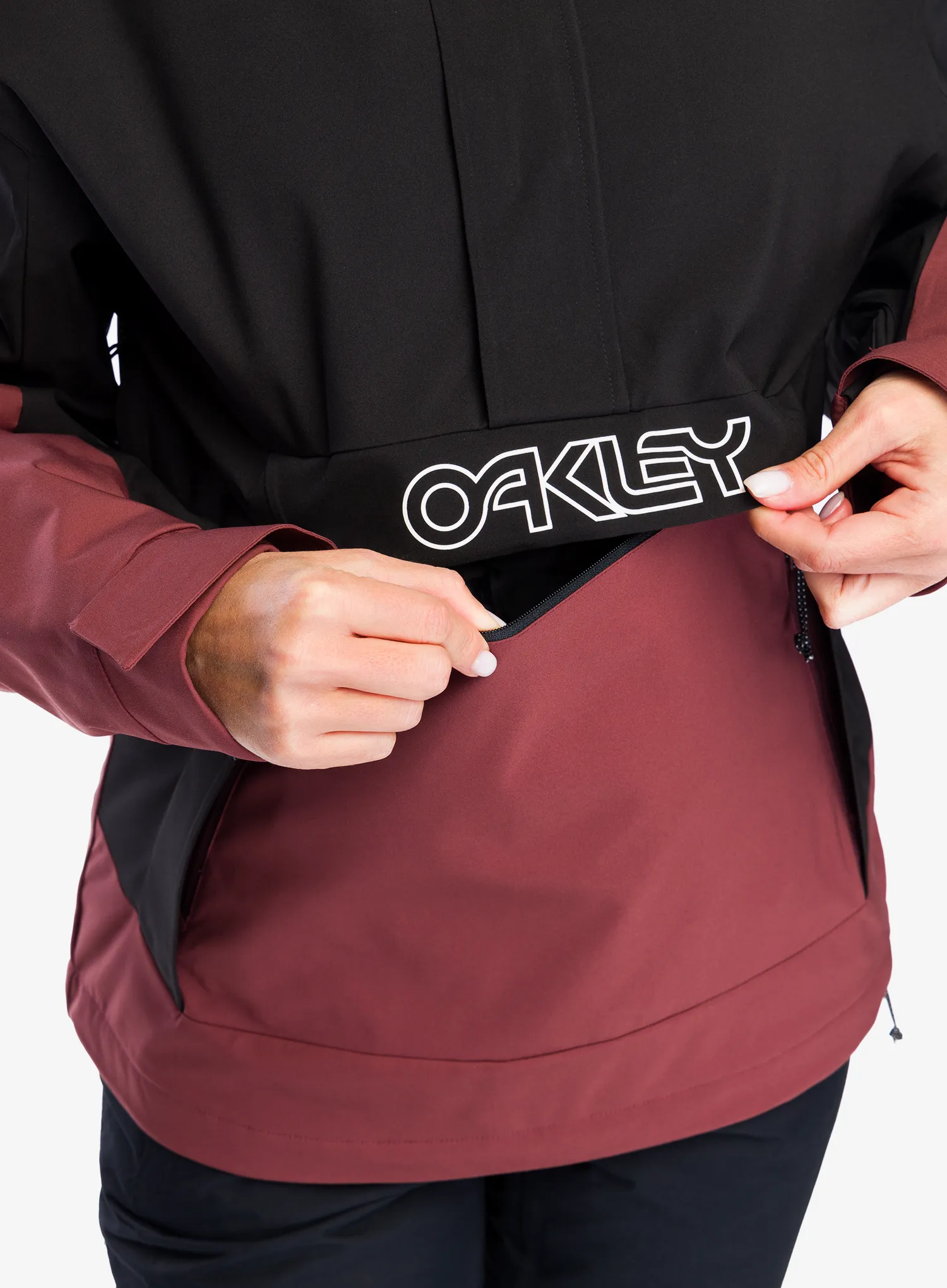 Ženska sintetična jakna Oakley TNP TBT Insulated Anorak - blackout/grenache