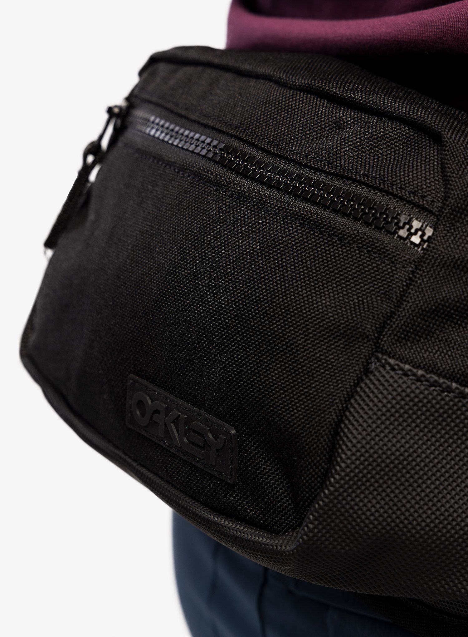 Torbica za okoli pasu Oakley Transit Belt Bag - blackout