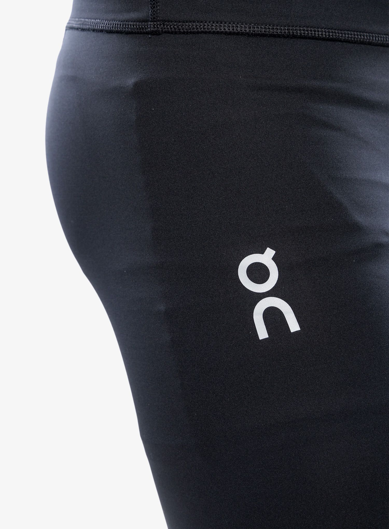 Tekaške pajkice On Core Tights - black