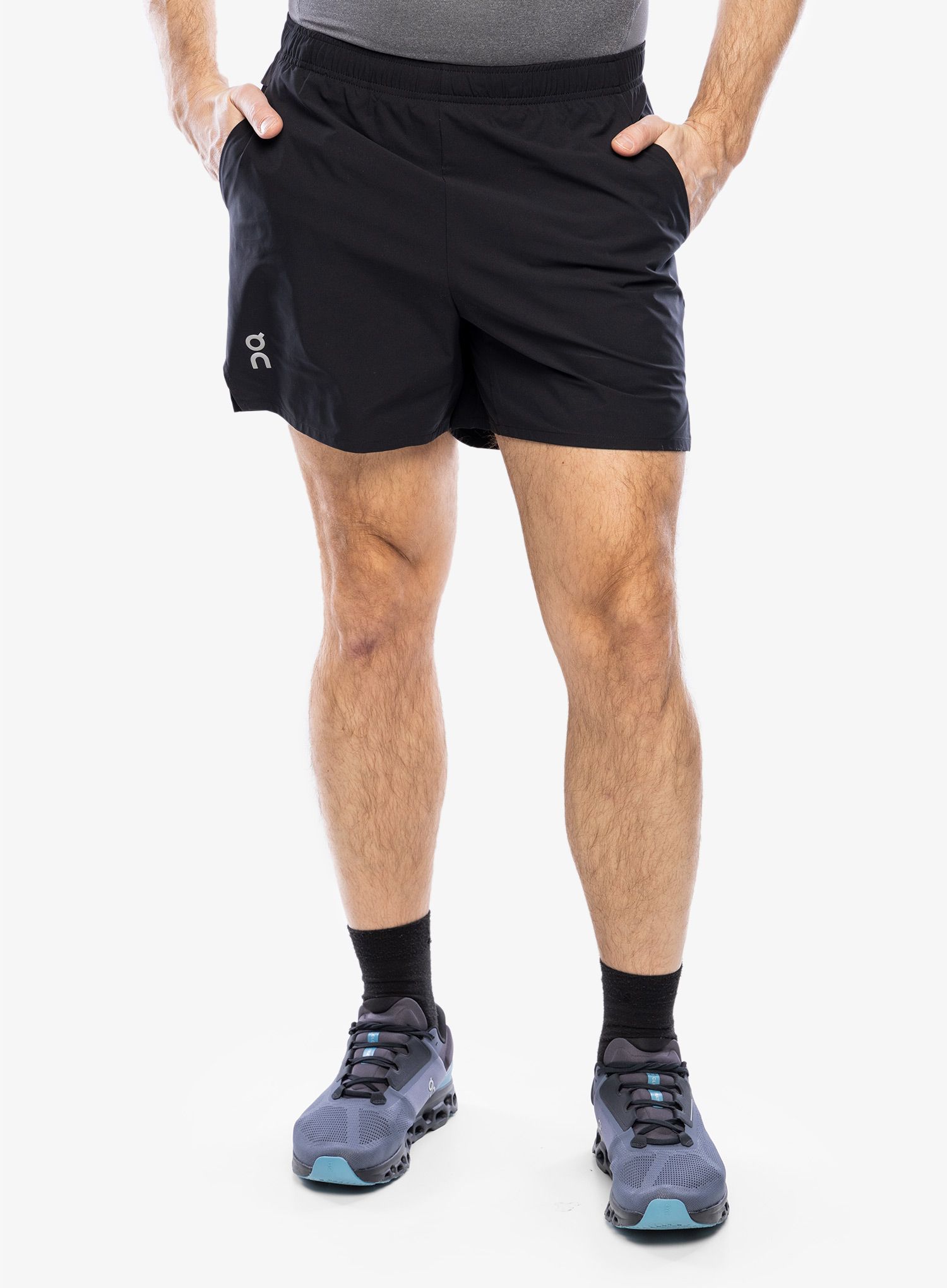 Tekaške kratke hlače On Essential Shorts - black