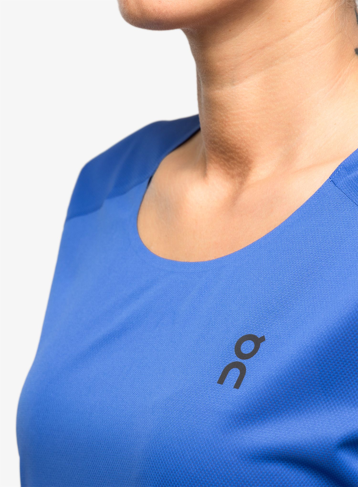 Ženska tekaška majica On Performance-T - cobalt/black