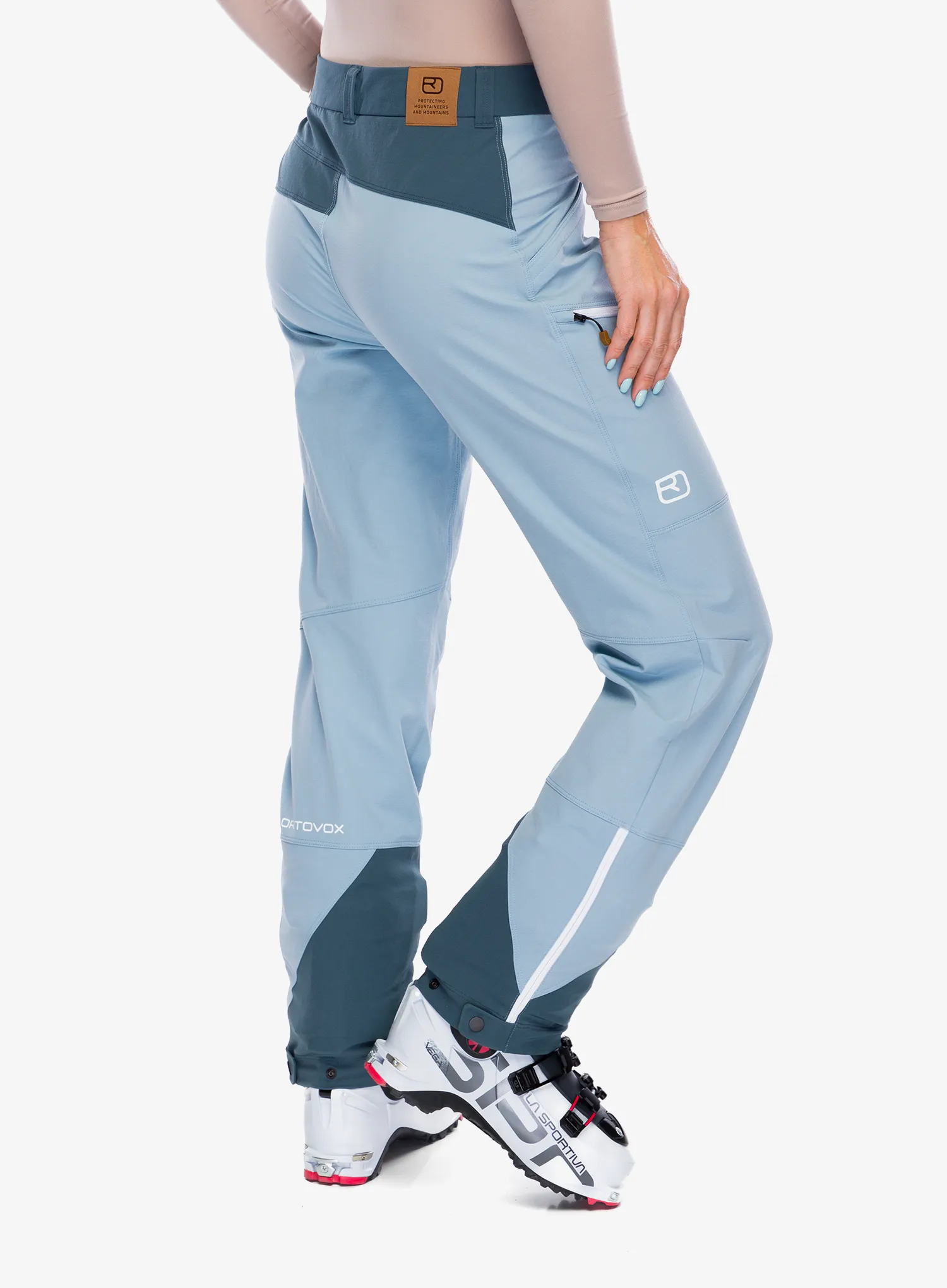 Ženske softshell hlače Ortovox Mondeval Pants - glacier grey