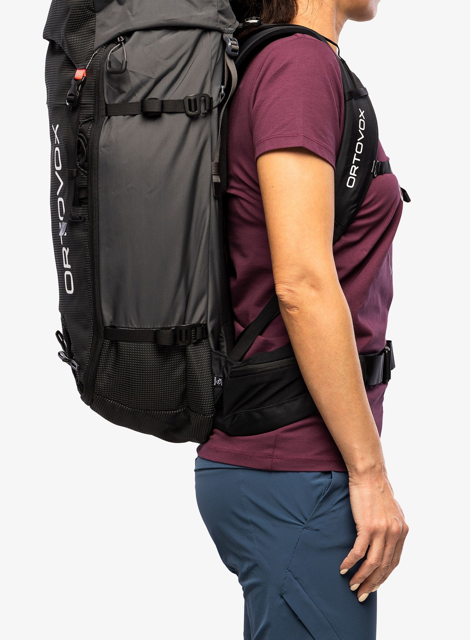Ženski gorski nahrbtnik Ortovox Peak Light 38 S - black raven