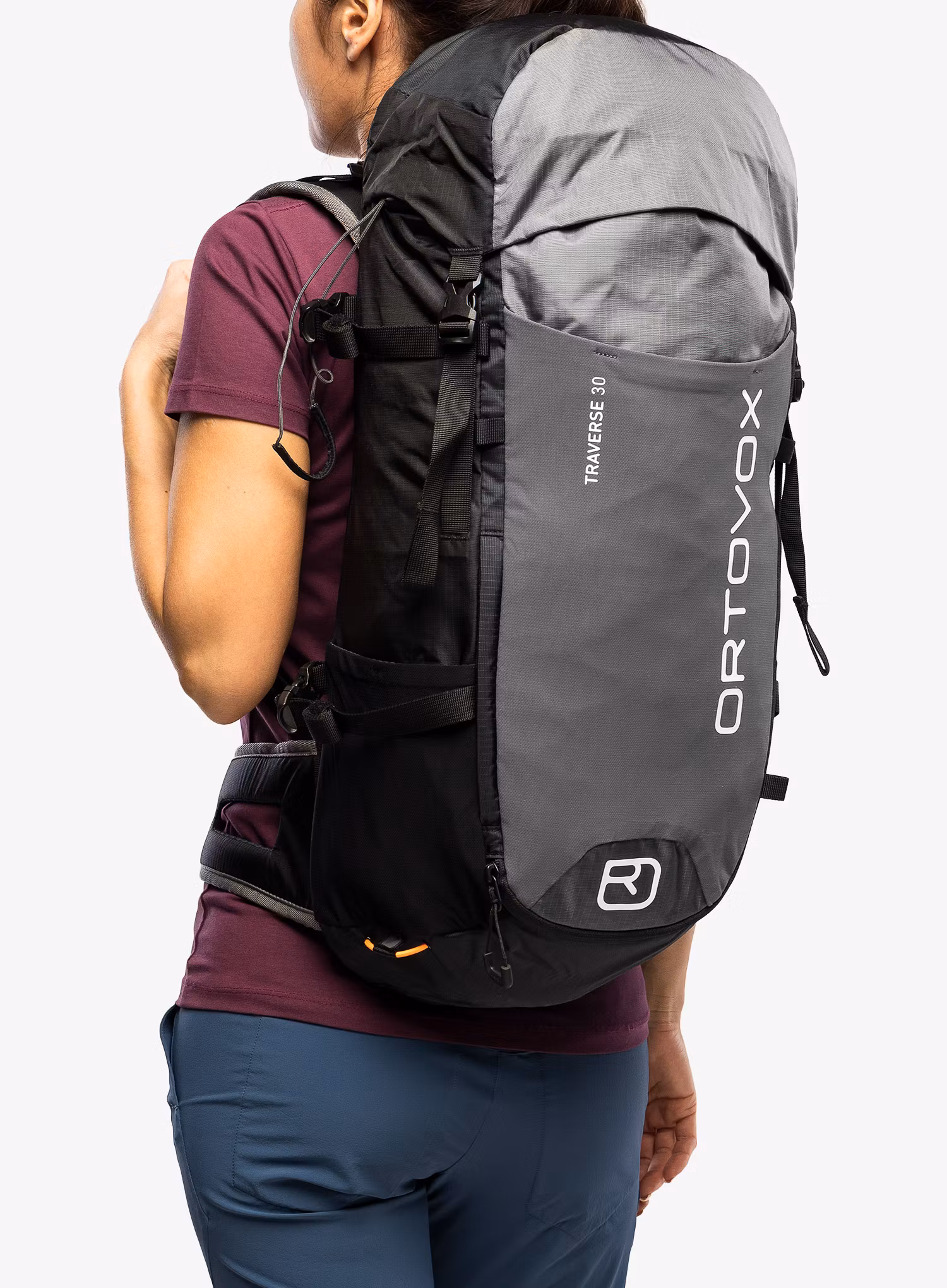 Pohodniški nahrbtnik Ortovox Traverse 30 - blk raven