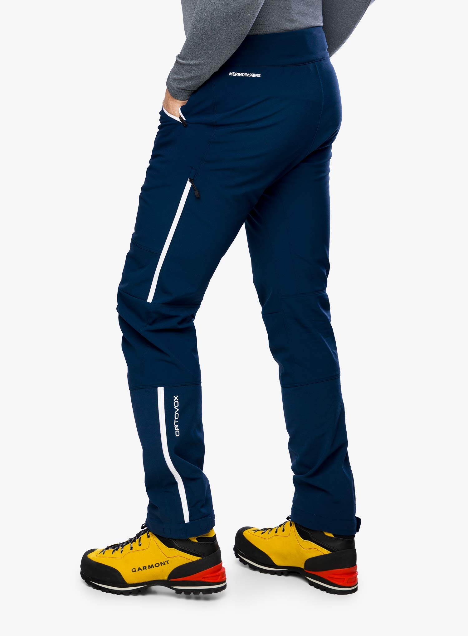Pohodniške hlače Ortovox Westalpen Softshell Pants - deep ocean