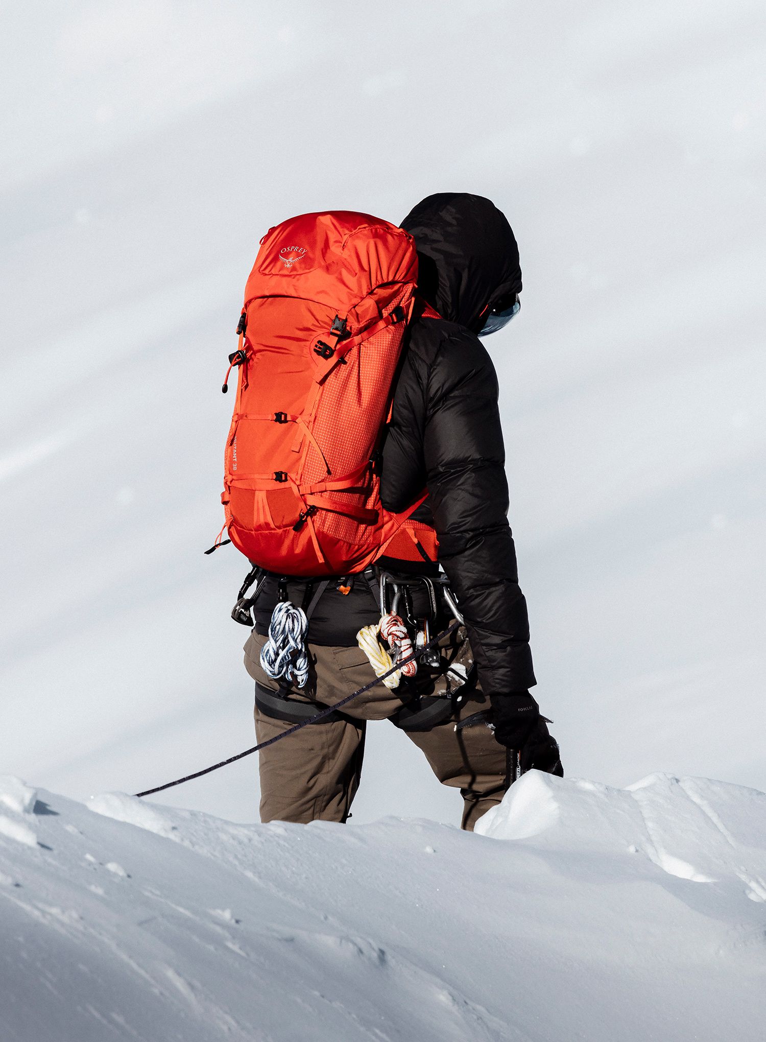 Nahrbtnik Osprey Mutant 38 - mars orange