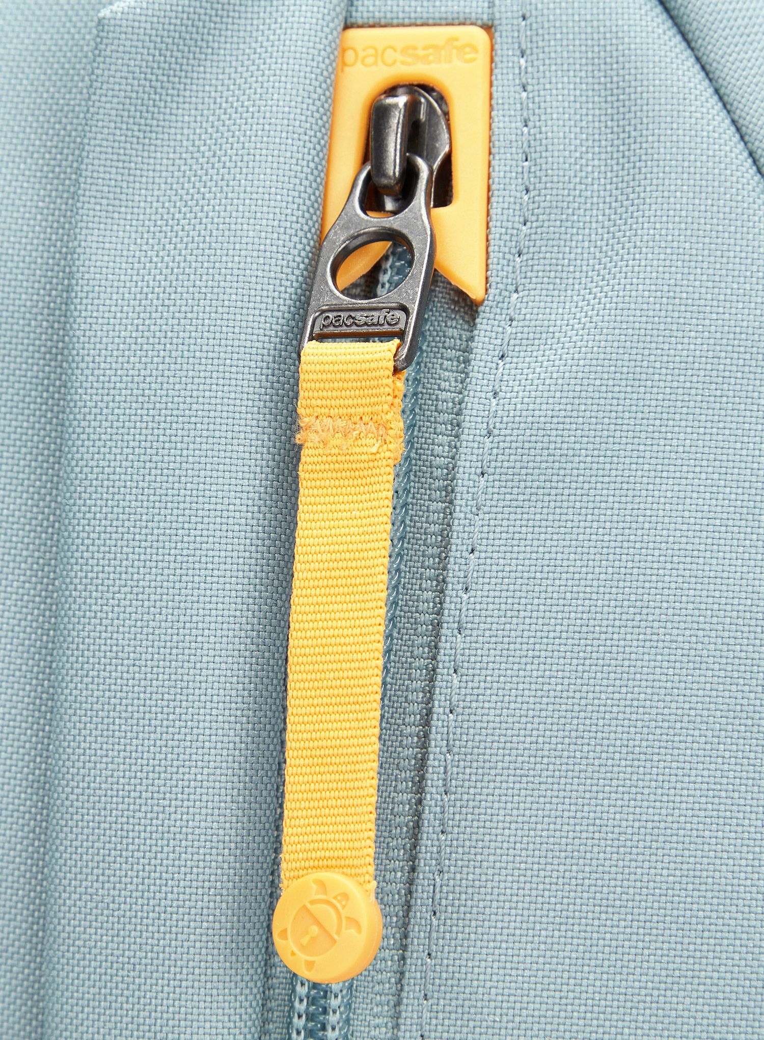 Mestni nahrbtnik Pacsafe GO 25 L Backpack - fresh mint